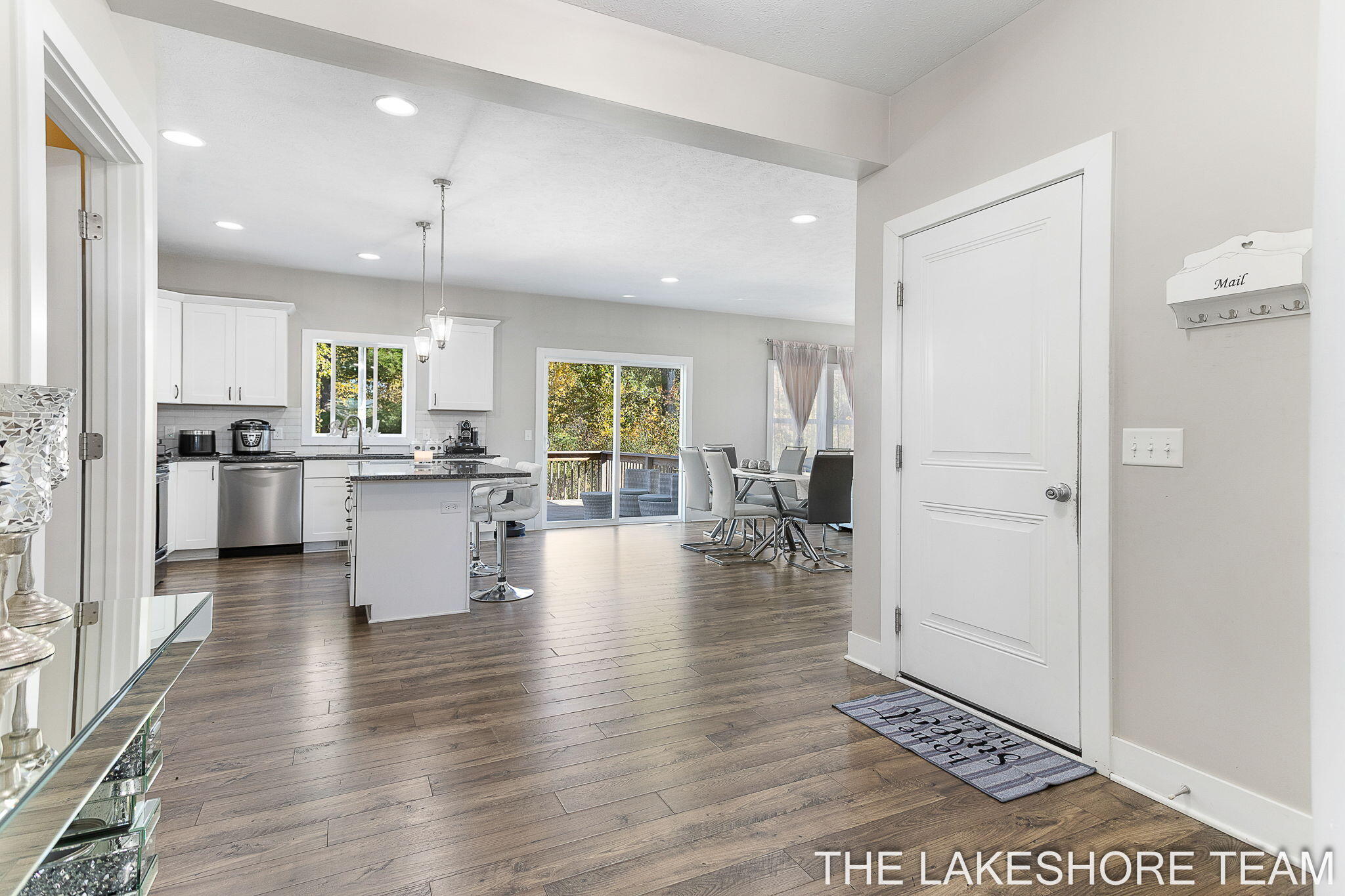 Holland, Michigan, 49424, United States, 5 Bedrooms Bedrooms, ,4 BathroomsBathrooms,Residential,For Sale,1973082