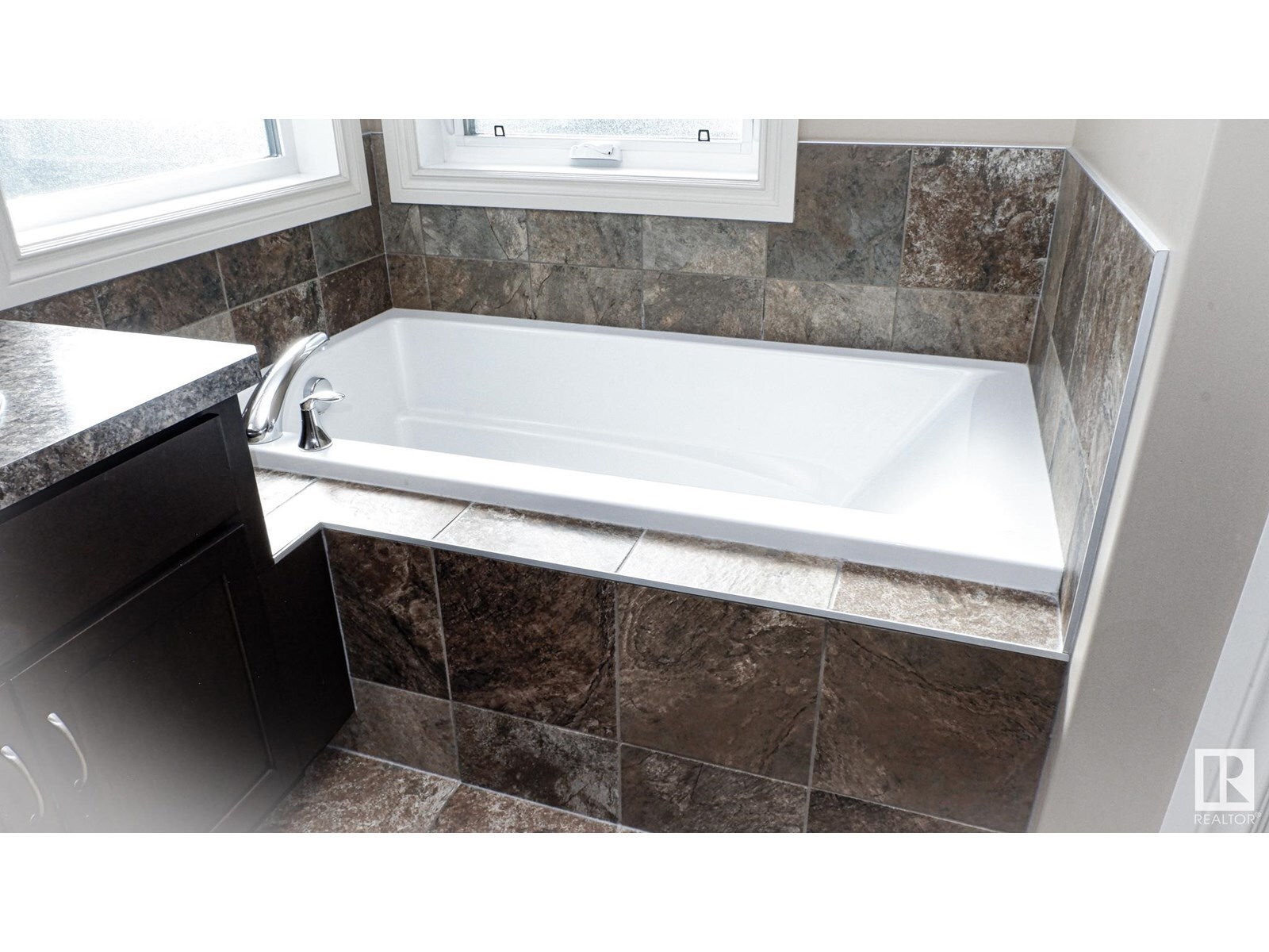 EDMONTON, Alberta, T5T 6L3, CA, 3 Bedrooms Bedrooms, ,2 BathroomsBathrooms,Residential,For Sale,1907674
