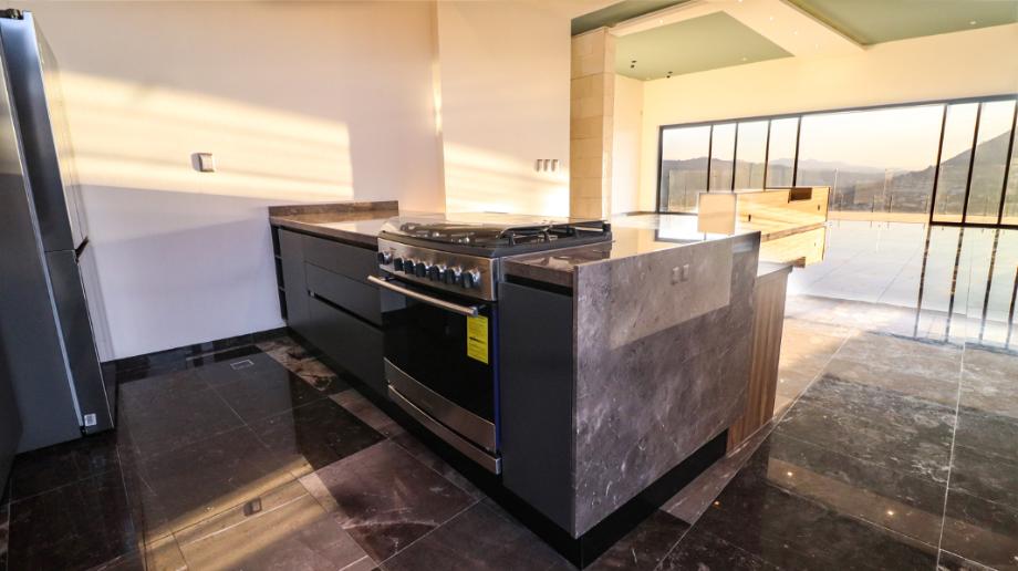 Club de Golf, Morelia, Michoacán de Ocampo, 58254, Mexico, 3 Bedrooms Bedrooms, ,3 BathroomsBathrooms,Residential,For Sale,Club de Golf,1442769
