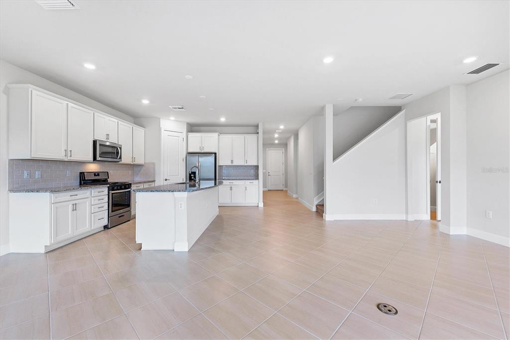 Bradenton, Florida, 34211, United States, 5 Bedrooms Bedrooms, ,4 BathroomsBathrooms,Residential,For Sale,2001693