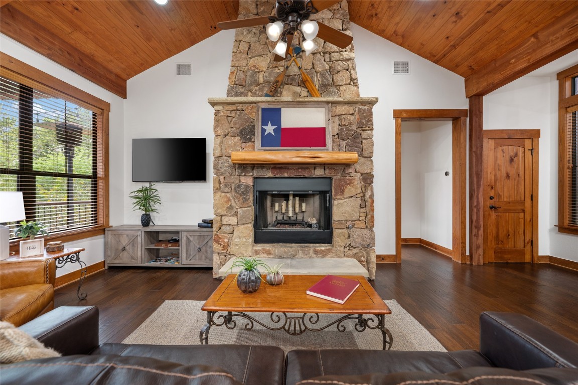 18616 Riverchase Drive, Jonestown, Texas, 78645, United States, 4 Bedrooms Bedrooms, ,4 BathroomsBathrooms,Residential,For Sale,18616 Riverchase Drive,1656004