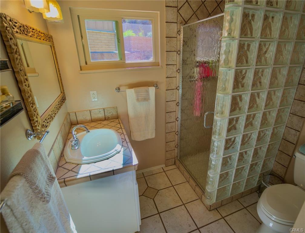 Fallbrook, California, 92028, United States, 2 Bedrooms Bedrooms, ,2 BathroomsBathrooms,Residential,For Sale,1978421