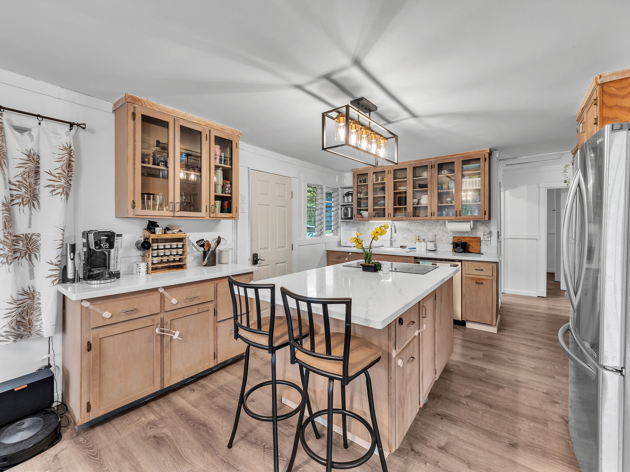 Hilo, Hawaii, 96720, United States, 3 Bedrooms Bedrooms, ,1 BathroomBathrooms,Residential,For Sale,1991302