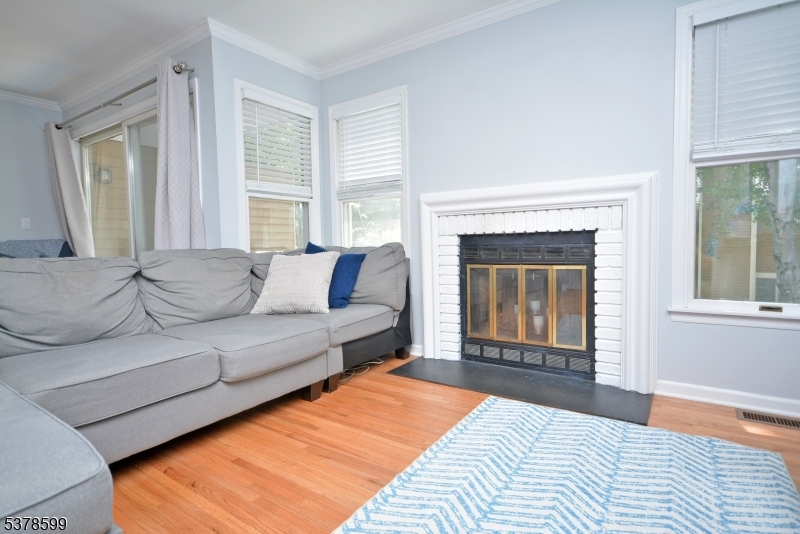 Bedminster Twp., New Jersey, 07921, United States, 3 Bedrooms Bedrooms, ,4 BathroomsBathrooms,Residential,For Sale,1989637