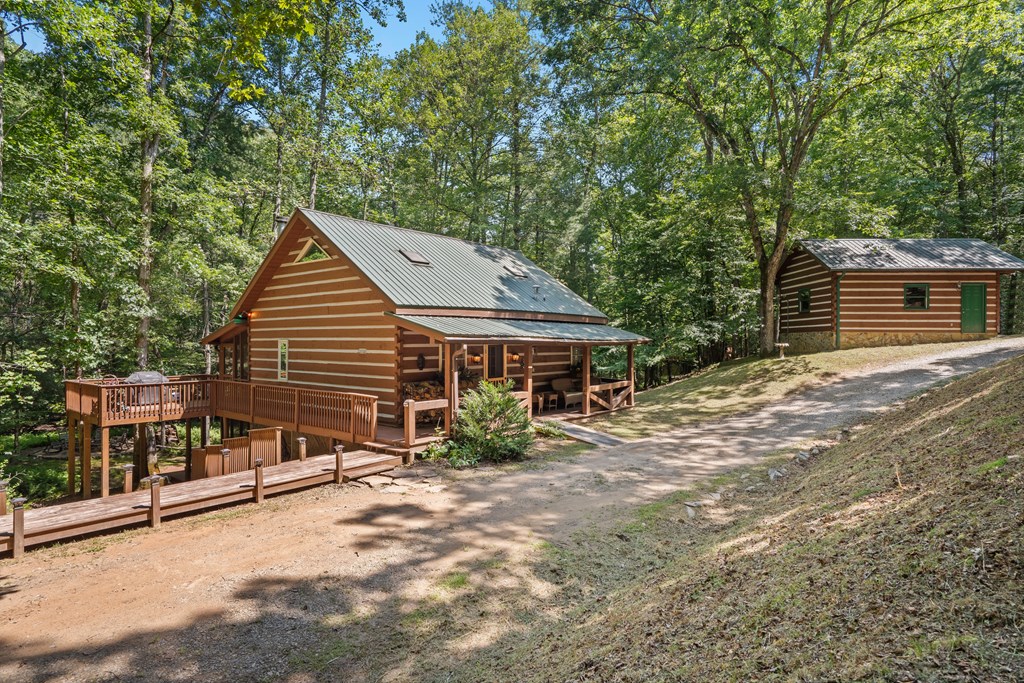 Blue Ridge, Georgia, 30513, United States, 3 Bedrooms Bedrooms, ,2 BathroomsBathrooms,Residential,For Sale,1914243