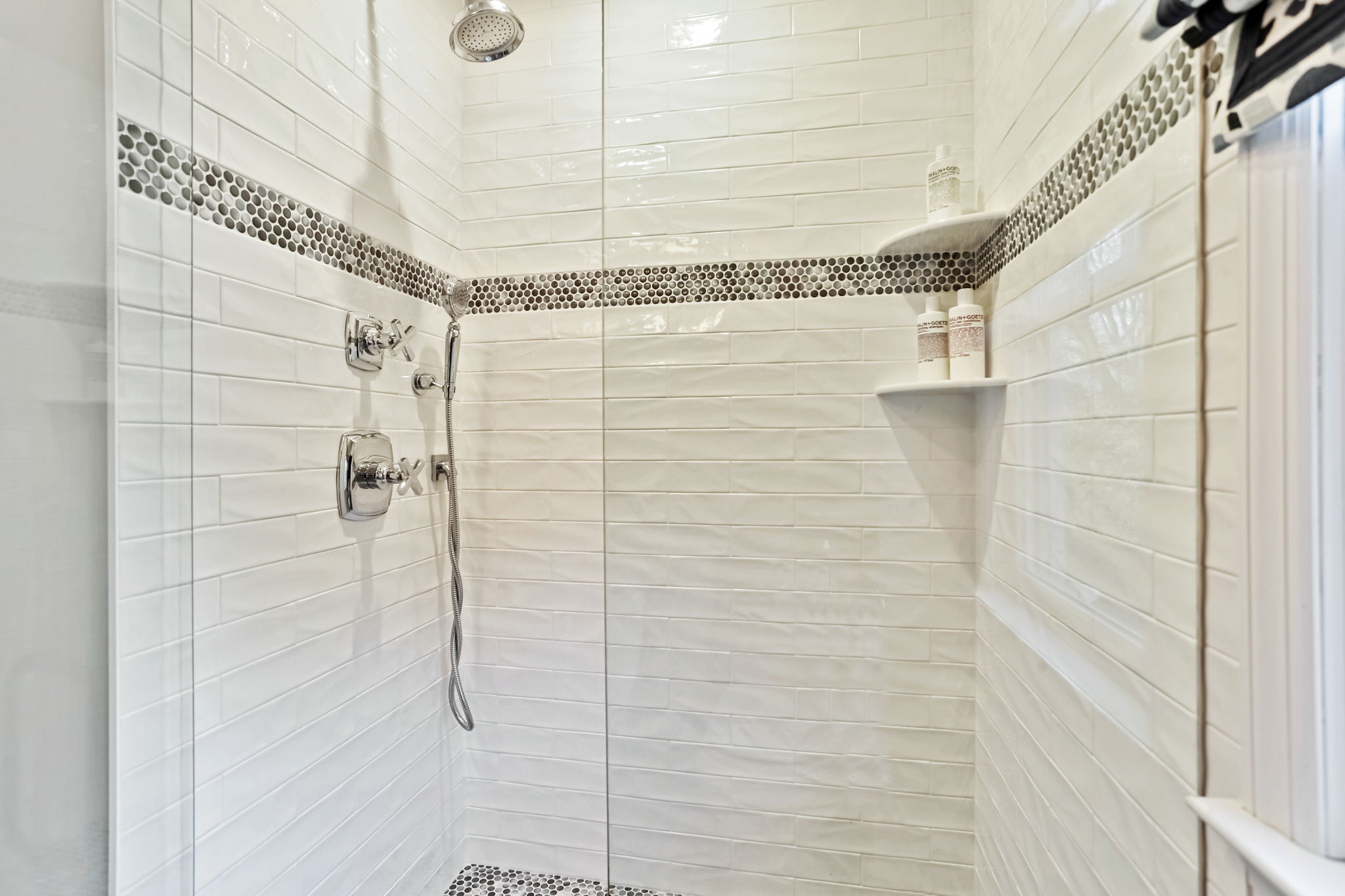  Beautifully Maintained 4BR Gem in Desirable Stratfield - 物件實景