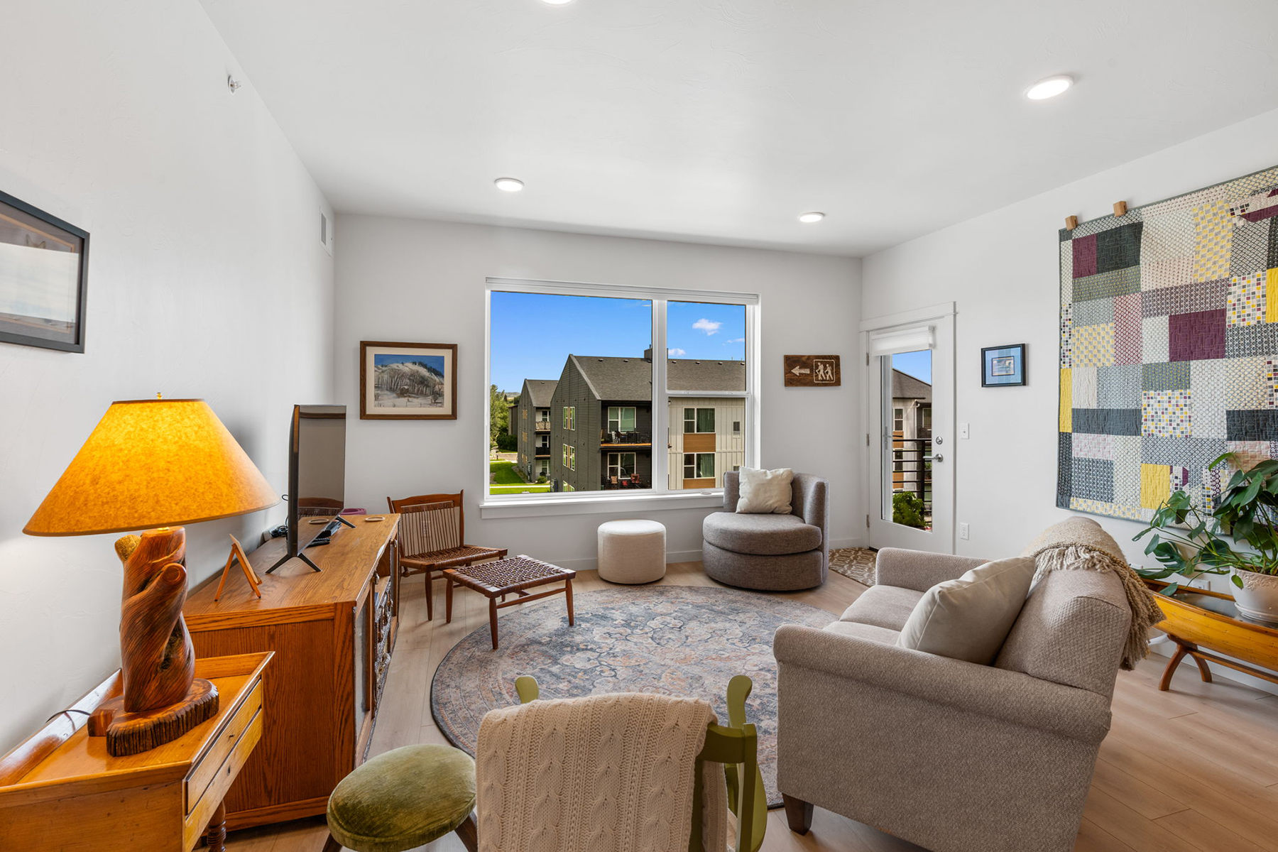  2221F Willow Dr, #102 - 物件實景
