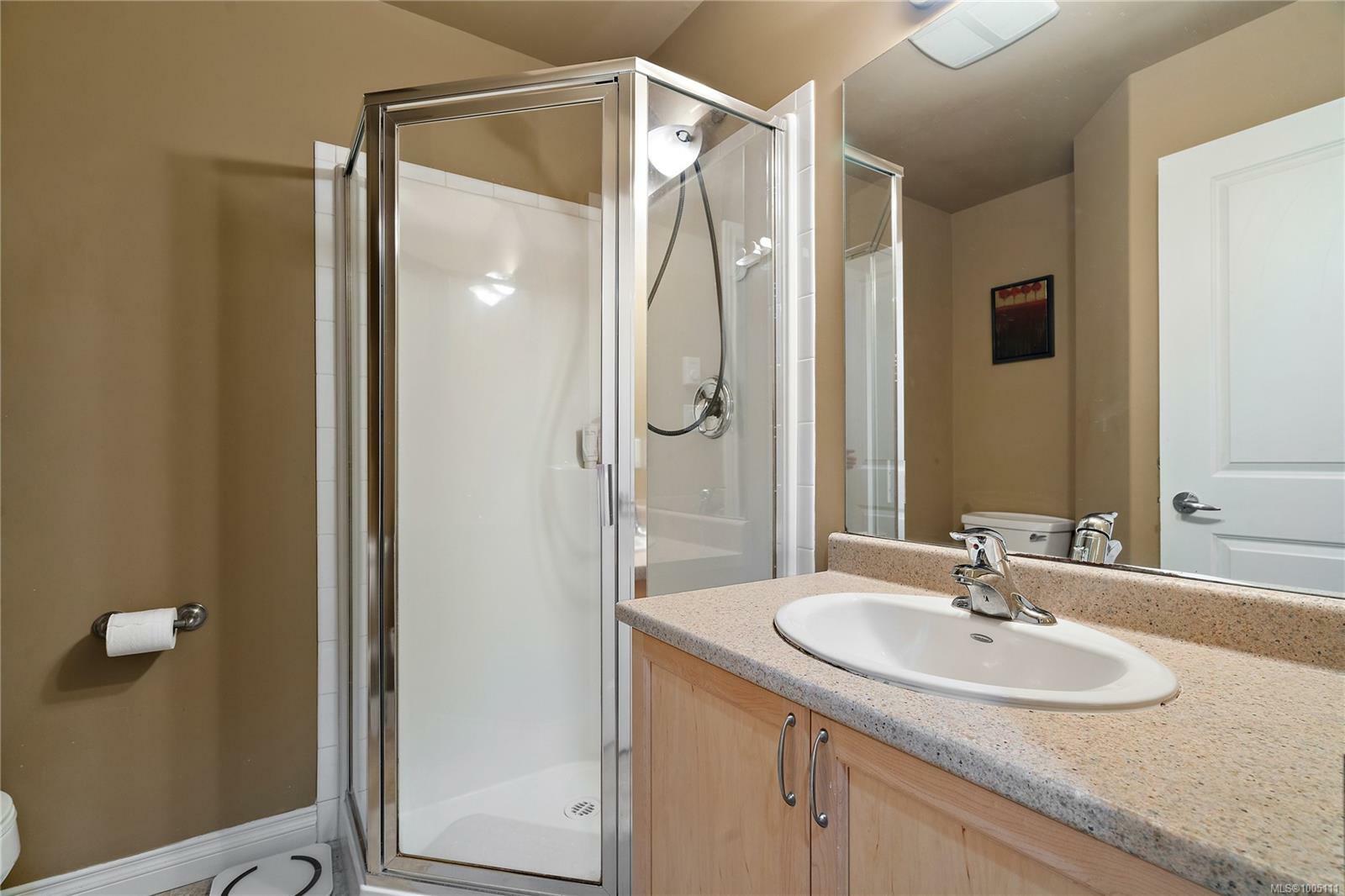 VICTORIA, British Columbia, V8T 0A3, CA, 3 Bedrooms Bedrooms, ,Residential,For Sale,1883162