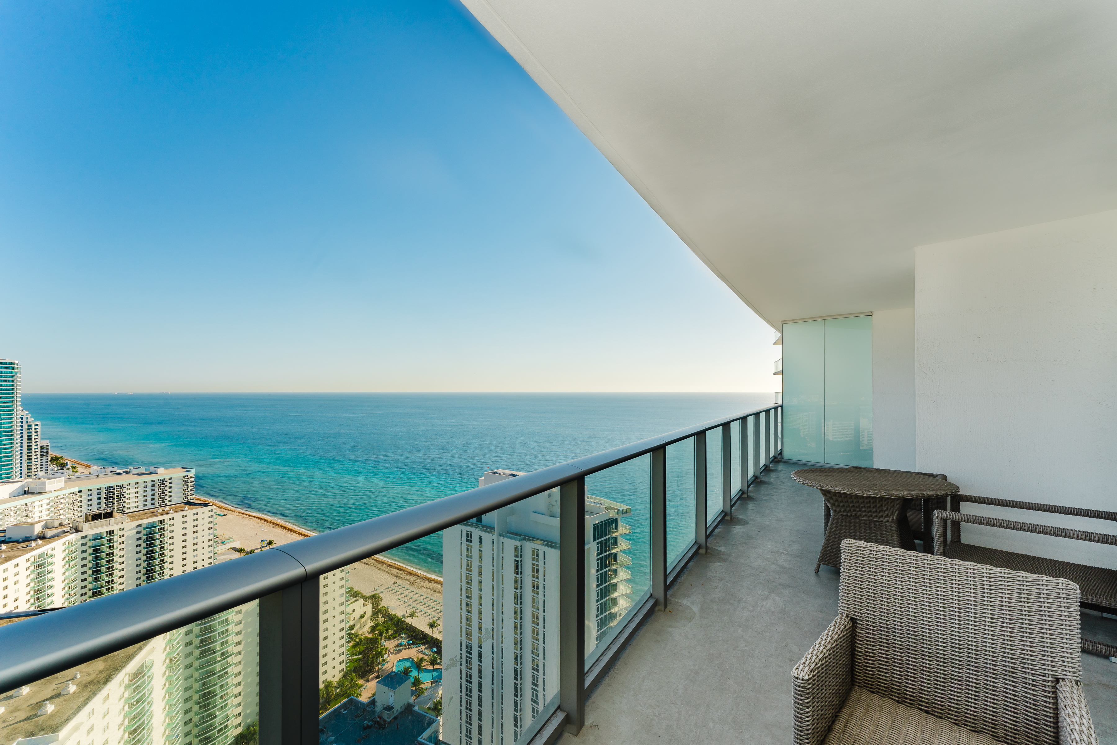  4111 S Ocean Dr, Hollywood, FL, 33019 - 物件實景
