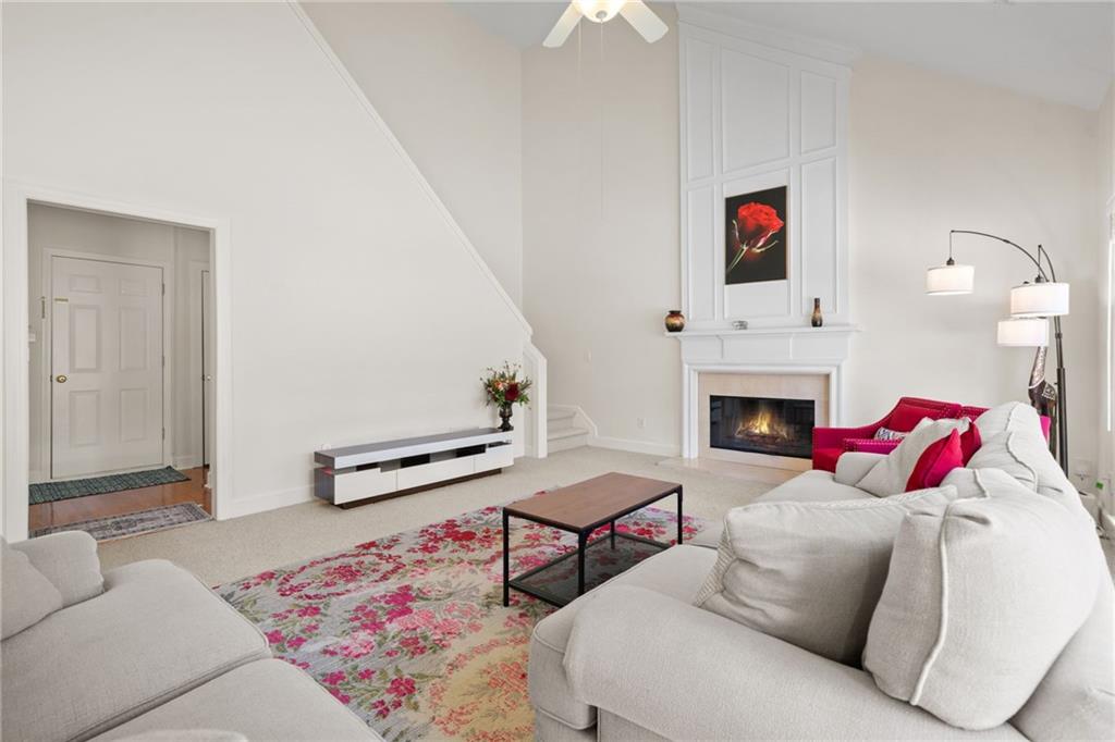 Roswell, Georgia, 30075, United States, 4 Bedrooms Bedrooms, ,3 BathroomsBathrooms,Residential,For Sale,1986078