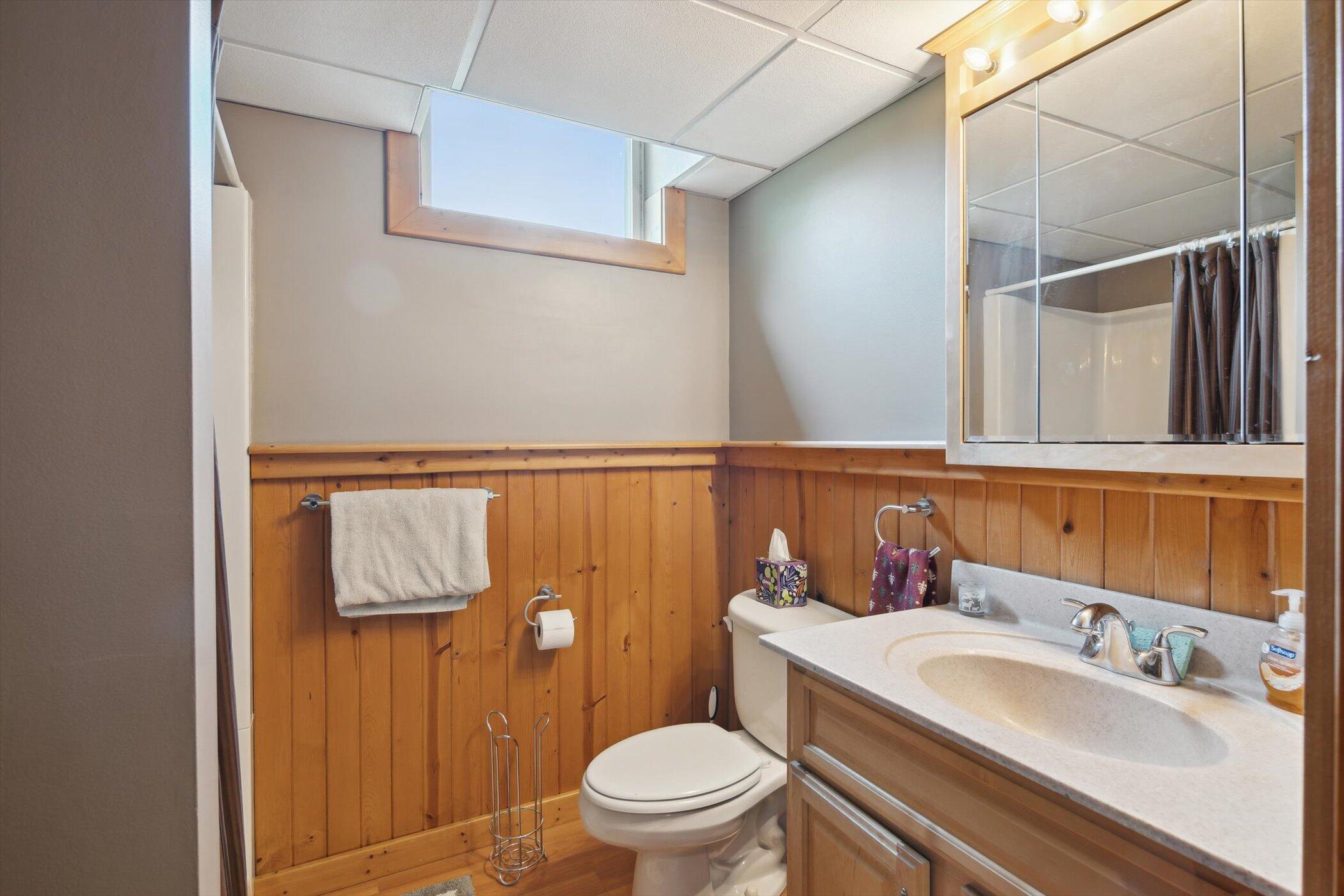 Hillsdale, Michigan, 49242, United States, 6 Bedrooms Bedrooms, ,4 BathroomsBathrooms,Residential,For Sale,1931789