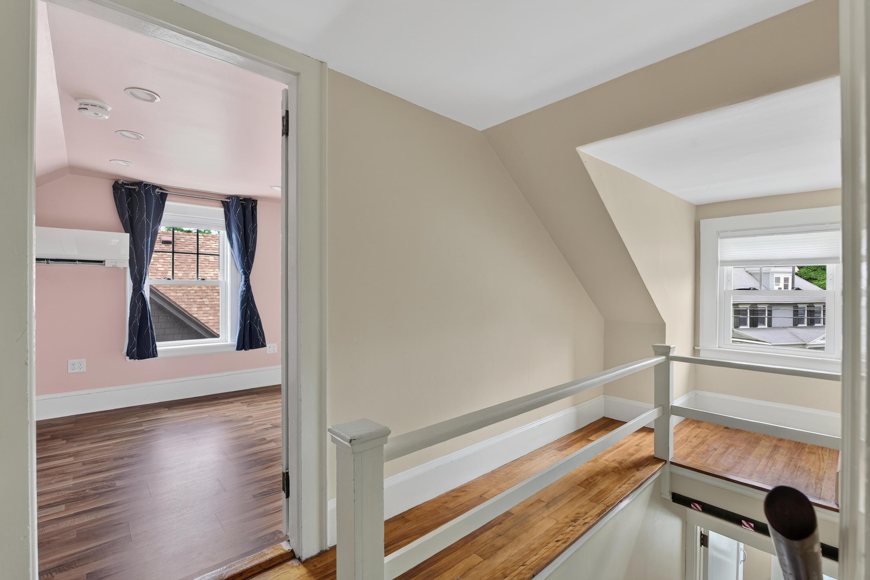  104 Brighton Avenue - 物件實景