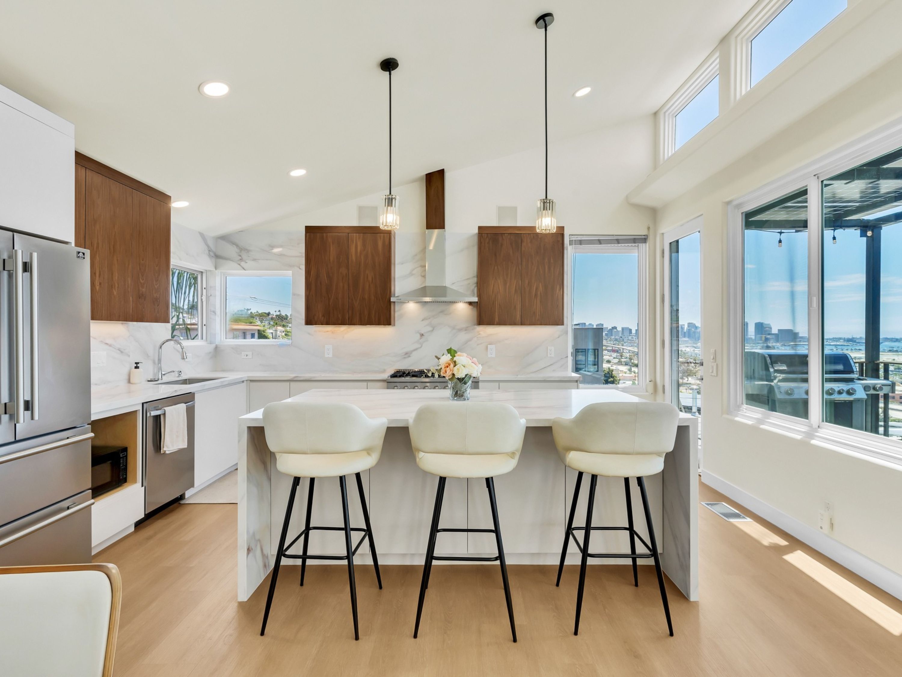  3815 Henry Street, San Diego, CA 92110 - 物件實景