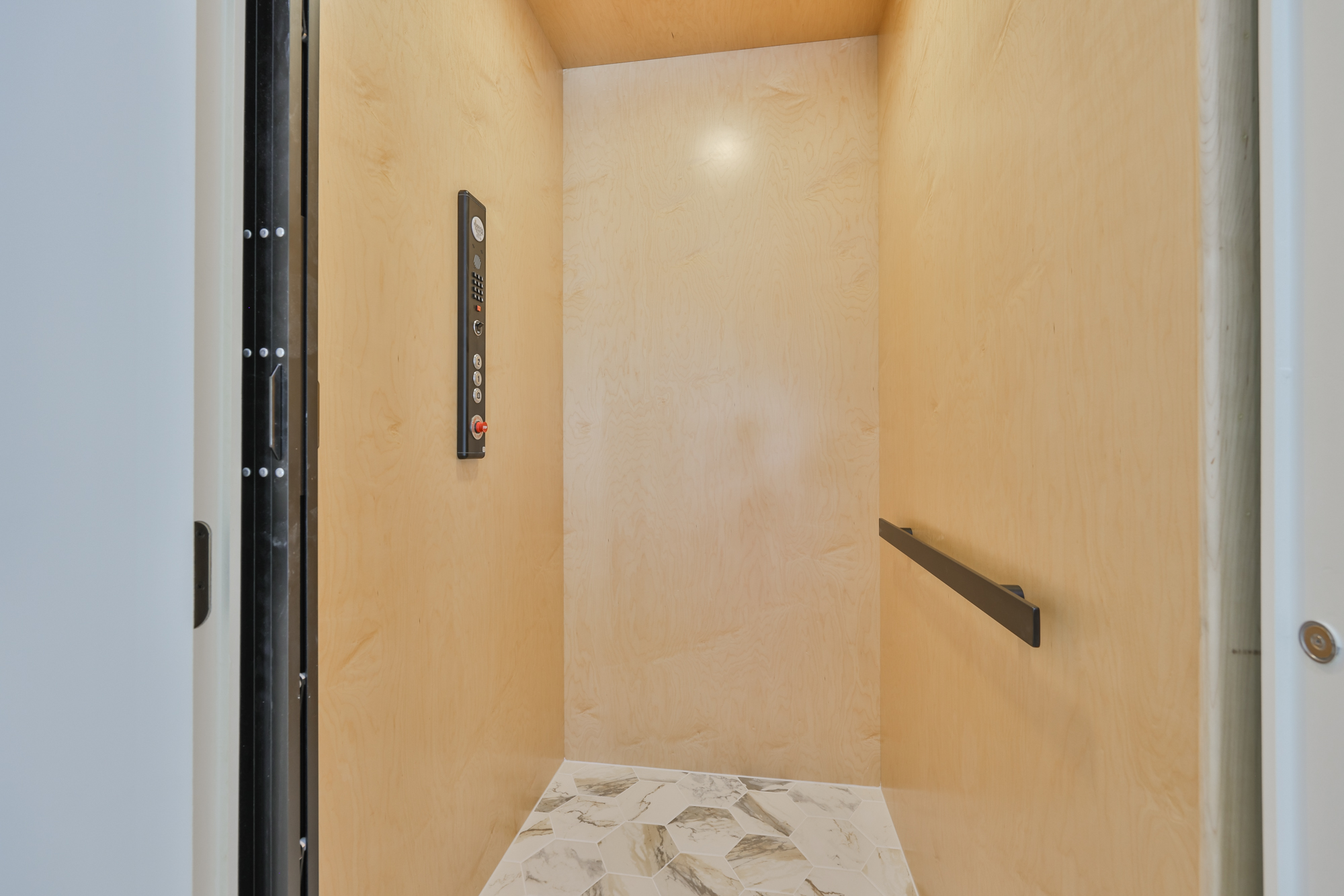 Tampa, Florida, 33629, United States, 5 Bedrooms Bedrooms, ,7 BathroomsBathrooms,Residential,For Sale,2007837