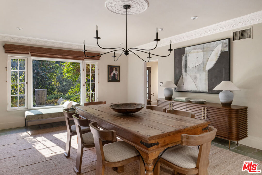 Los Angeles, California, 90065, United States, 5 Bedrooms Bedrooms, ,5 BathroomsBathrooms,Residential,For Sale,1987720