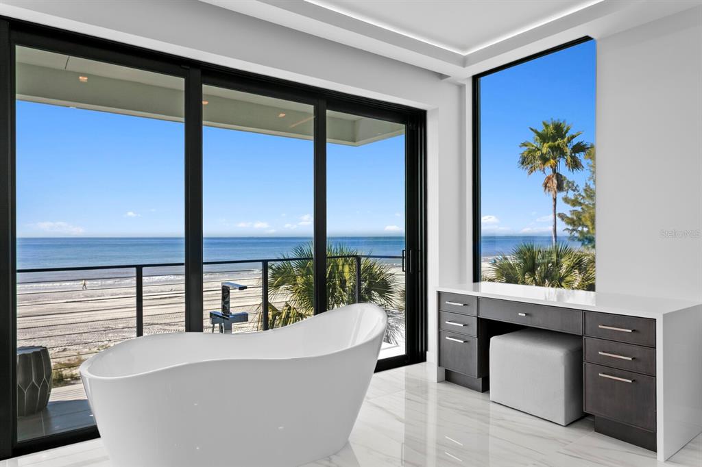 Indian Rocks Beach, Florida, 33785, United States, 8 Bedrooms Bedrooms, ,11 BathroomsBathrooms,Residential,For Sale,1997282