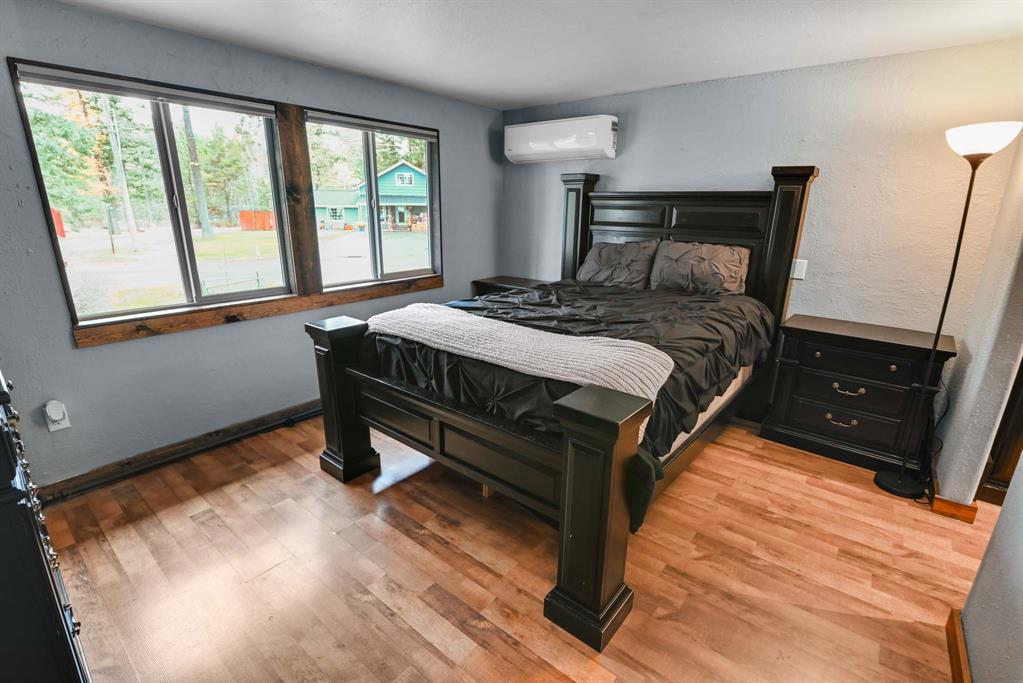 Columbia Falls, Montana, 59912, United States, 7 Bedrooms Bedrooms, ,2 BathroomsBathrooms,Residential,For Sale,1990809