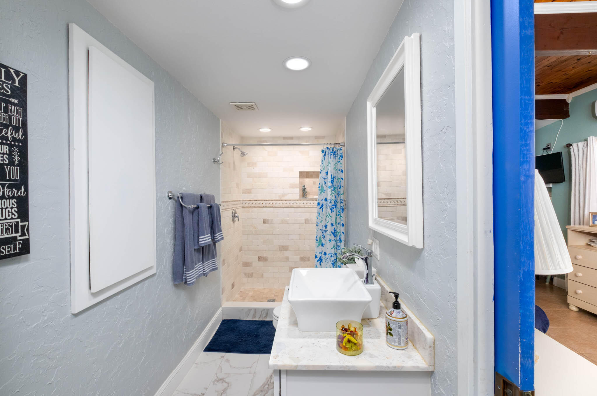 ISLAMORADA, Florida, 33036, United States, 3 Bedrooms Bedrooms, ,3 BathroomsBathrooms,Residential,For Sale,1947768