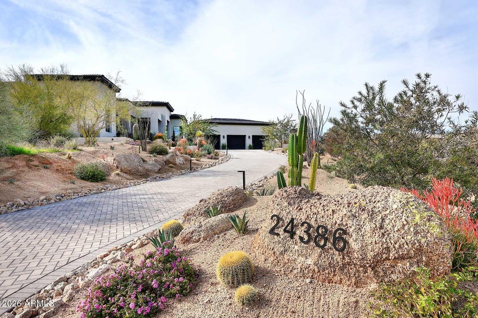 Scottsdale, Arizona, 85255, United States, 3 Bedrooms Bedrooms, ,Residential,For Sale,2009279