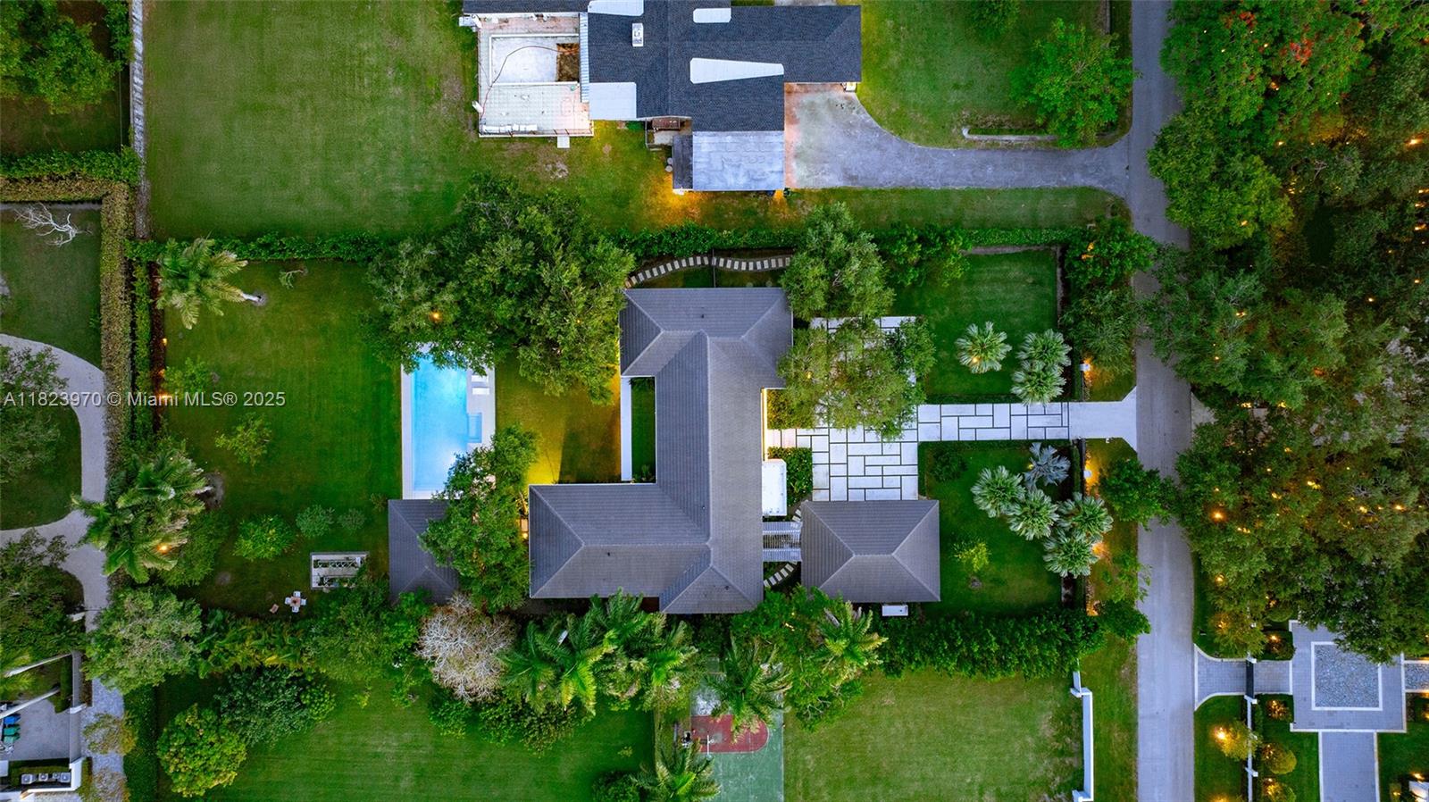 Pinecrest, Florida, 33156, United States, 7 Bedrooms Bedrooms, ,9 BathroomsBathrooms,Residential,For Sale,1885152