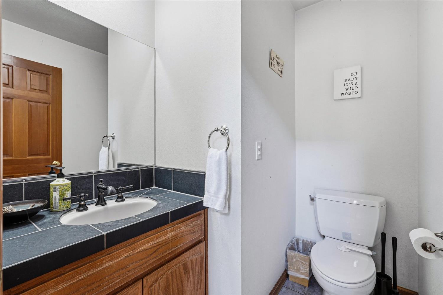 North Fork, California, 93643, United States, 7 Bedrooms Bedrooms, ,5 BathroomsBathrooms,Residential,For Sale,1983890