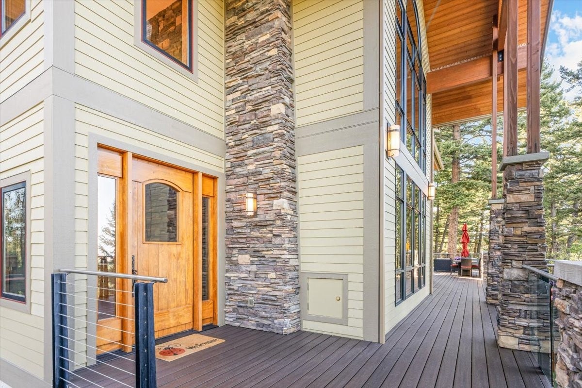 Clancy, Montana, 59634, United States, 6 Bedrooms Bedrooms, ,5 BathroomsBathrooms,Residential,For Sale,1873825