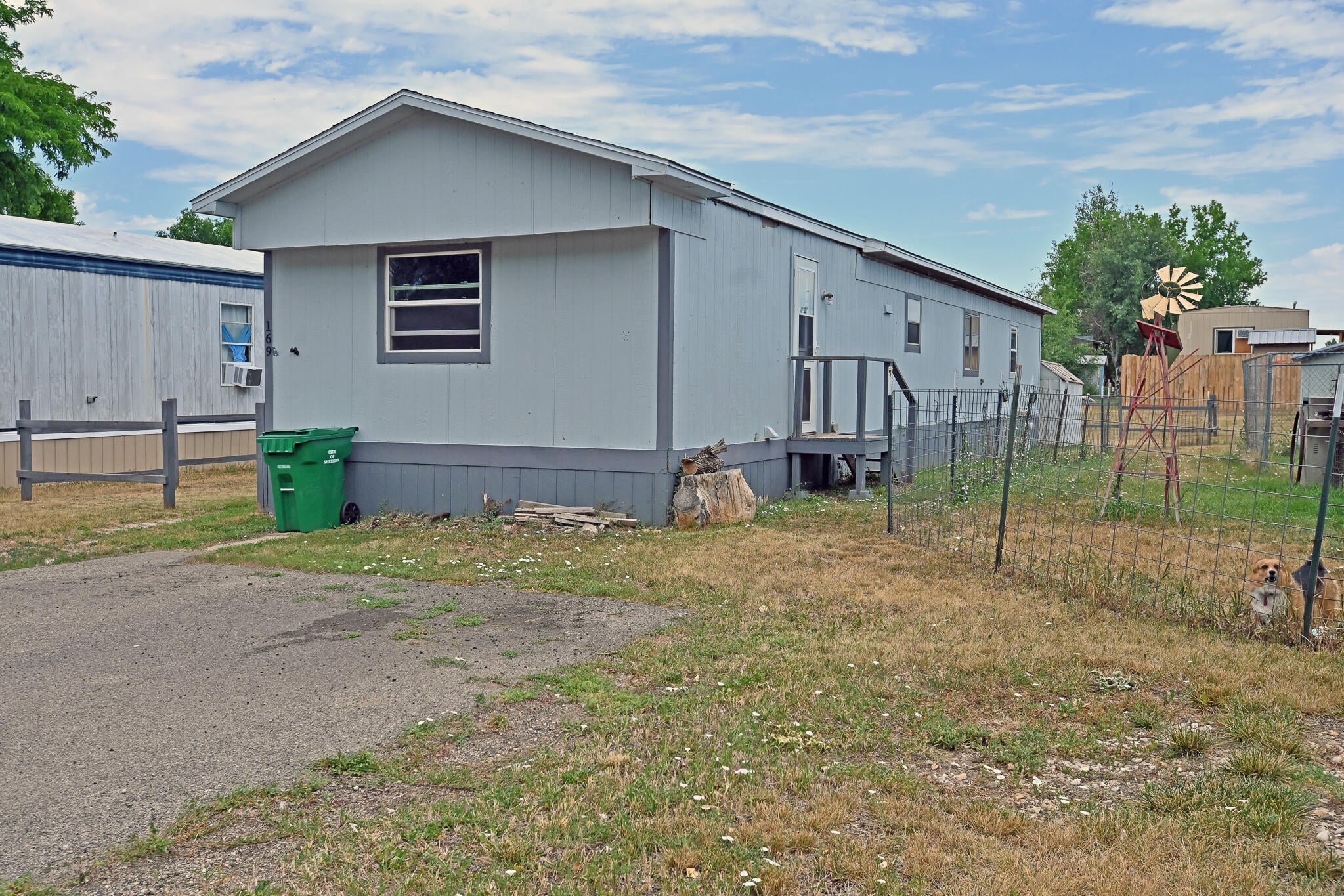 Mydland Rd, Sheridan, WY 82801