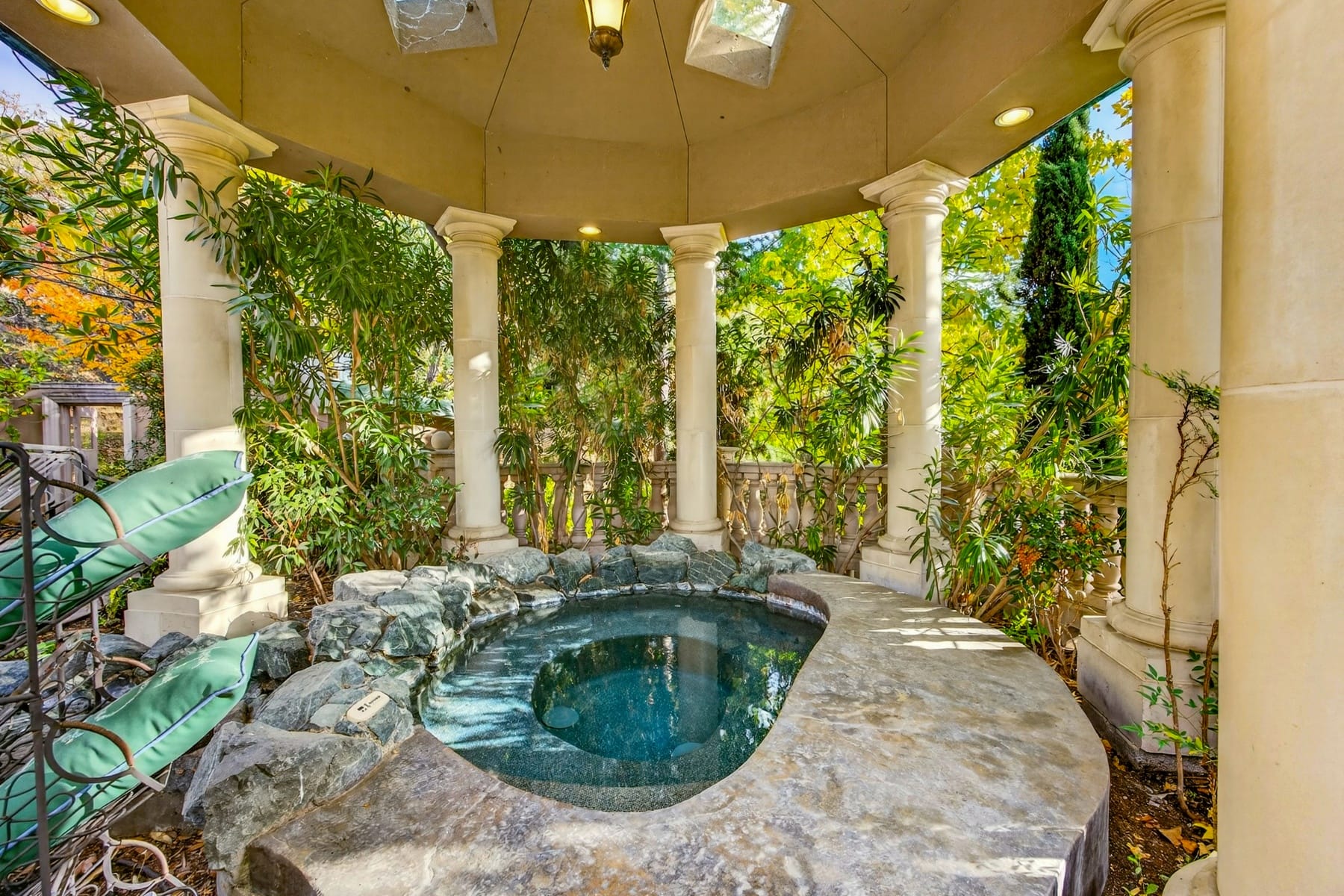  200 Belle Fiore Lane Ashland, OR 97520 - 物件實景