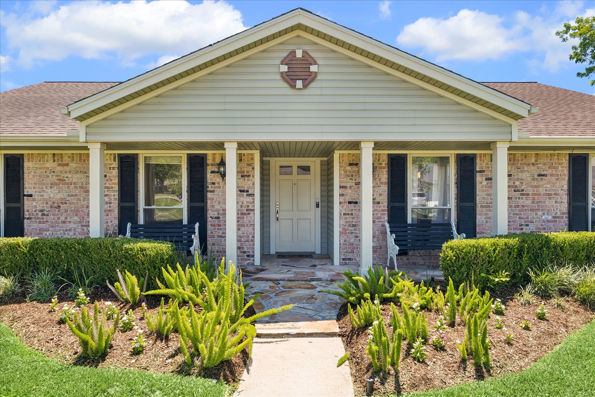  2534 Anniston Drive - 物件實景