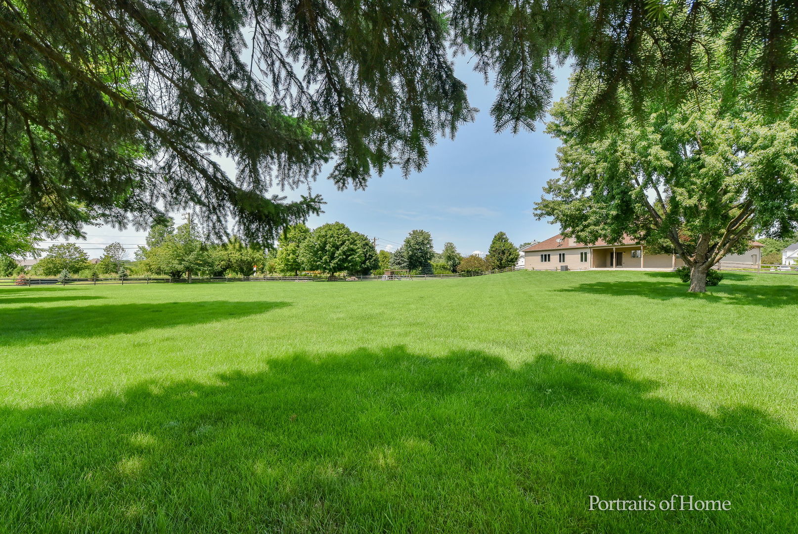 Yorkville, Illinois, 60560, United States, 5 Bedrooms Bedrooms, ,4 BathroomsBathrooms,Residential,For Sale,1940402