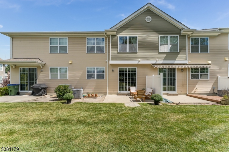 Hackettstown, New Jersey, 07840, United States, 3 Bedrooms Bedrooms, ,3 BathroomsBathrooms,Residential,For Sale,1977802