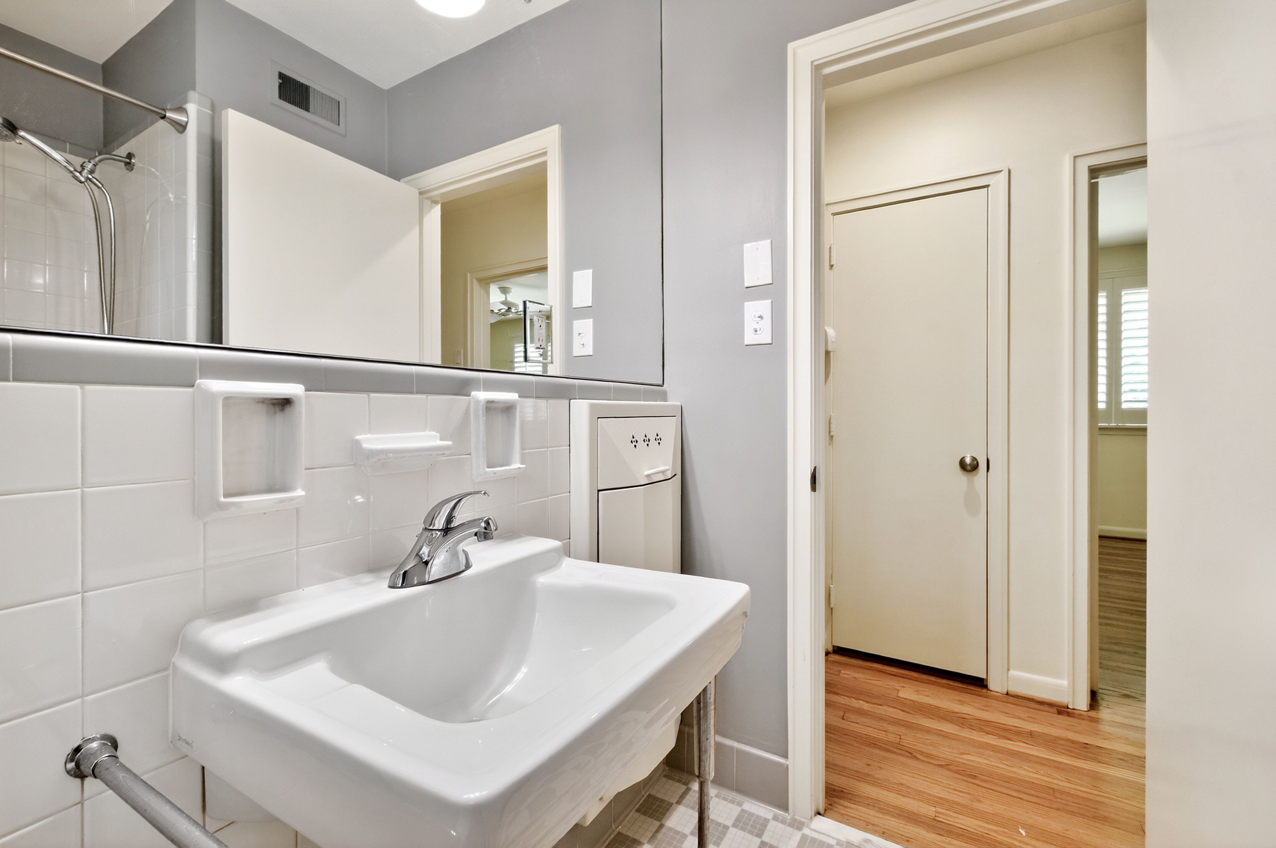  2751 Toxey Drive, Raleigh, NC, 27609 - 物件實景
