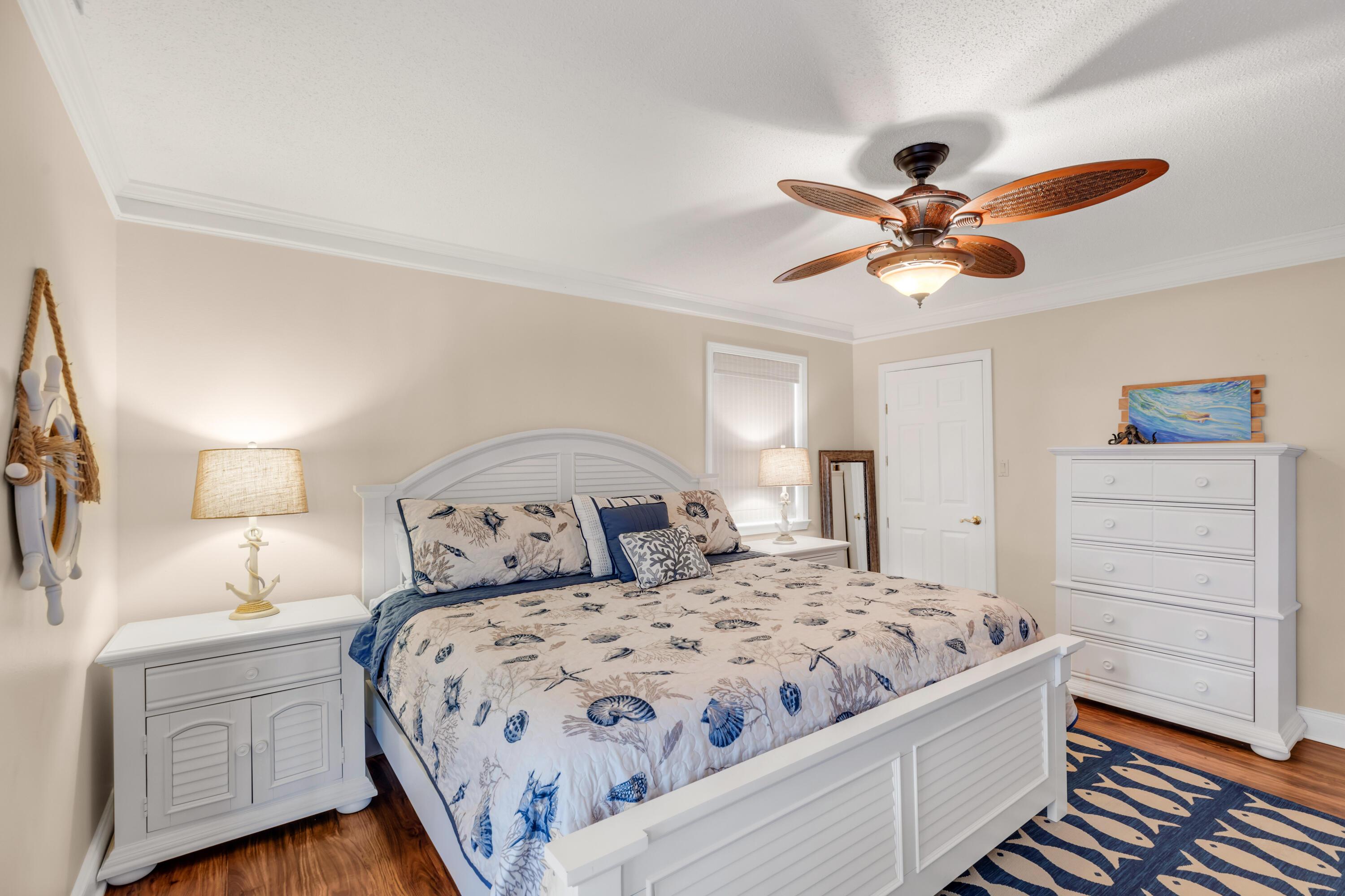 Destin, Florida, 32541, United States, 6 Bedrooms Bedrooms, ,6 BathroomsBathrooms,Residential,For Sale,1996385