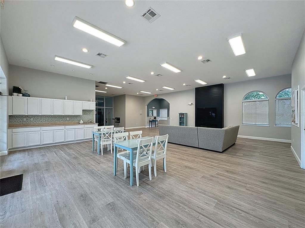 Davenport, Florida, 33896, United States, 5 Bedrooms Bedrooms, ,4 BathroomsBathrooms,Residential,For Sale,1839157