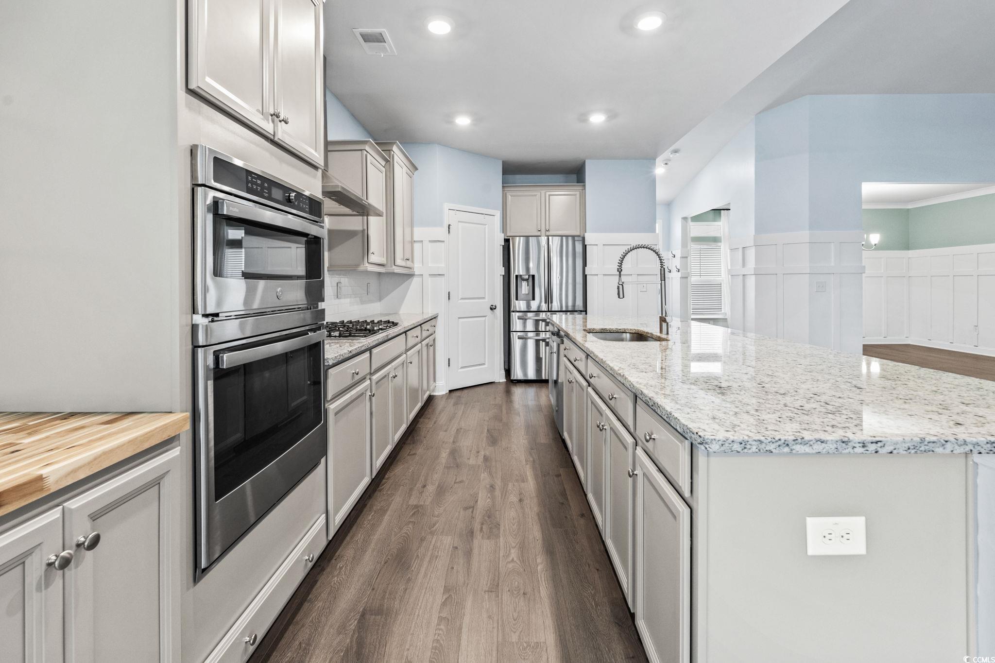 Myrtle Beach, South Carolina, 29577, United States, 3 Bedrooms Bedrooms, ,2 BathroomsBathrooms,Residential,For Sale,1914356