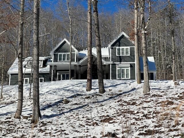 Middlesboro, Kentucky, 40965, United States, 5 Bedrooms Bedrooms, ,4 BathroomsBathrooms,Residential,For Sale,1915642