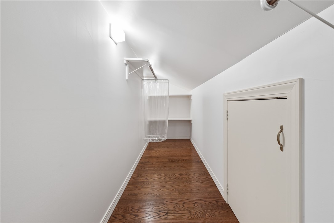 Harrison, Arkansas, 72601, United States, 4 Bedrooms Bedrooms, ,5 BathroomsBathrooms,Residential,For Sale,1989365