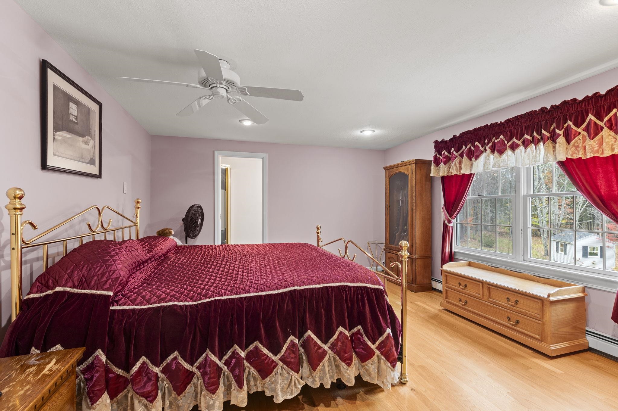 Rochester, New Hampshire, 03867, United States, 4 Bedrooms Bedrooms, ,1 BathroomBathrooms,Residential,For Sale,1985747