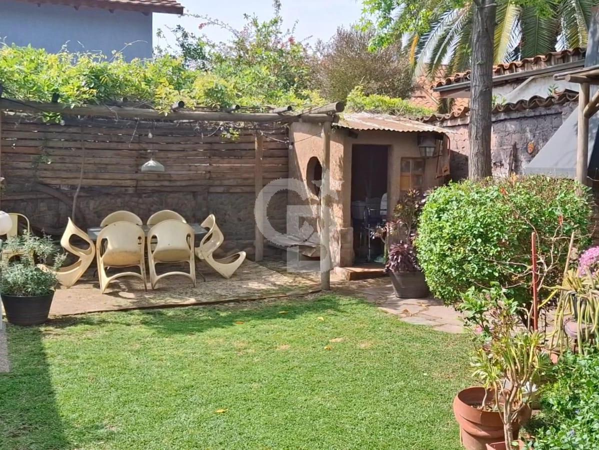 La Reina, Chile, 3 Bedrooms Bedrooms, ,3 BathroomsBathrooms,Residential,For Sale,1986738