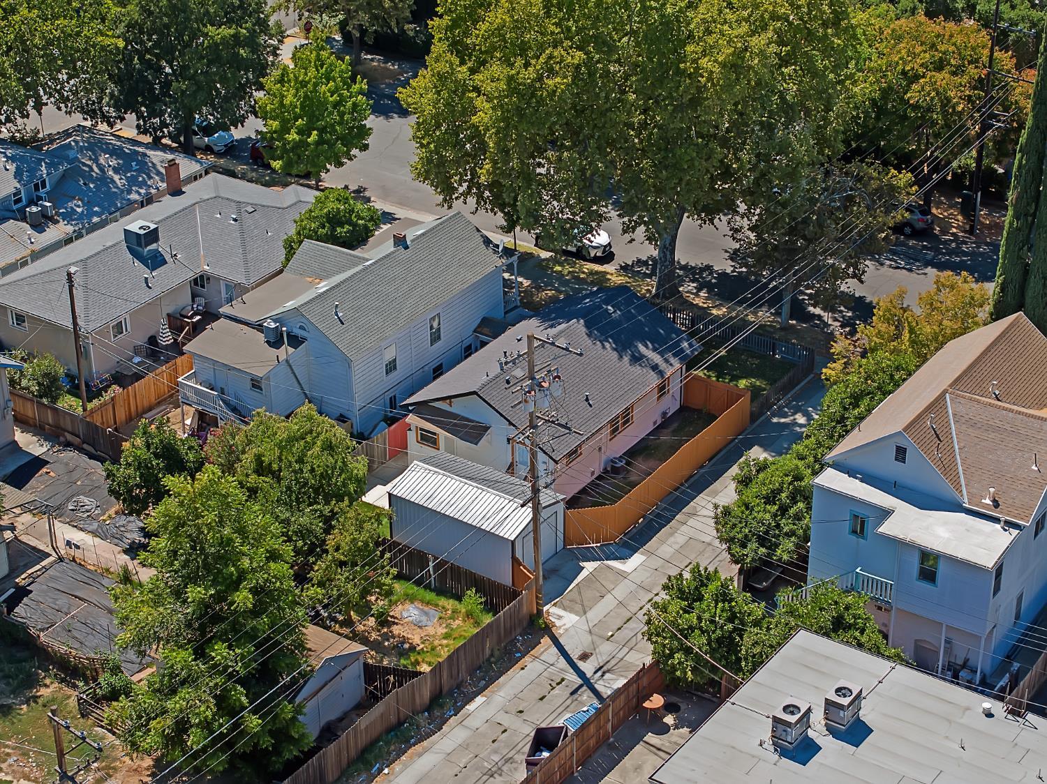 Sacramento, California, 95818, United States, 2 Bedrooms Bedrooms, ,1 BathroomBathrooms,Residential,For Sale,1975469