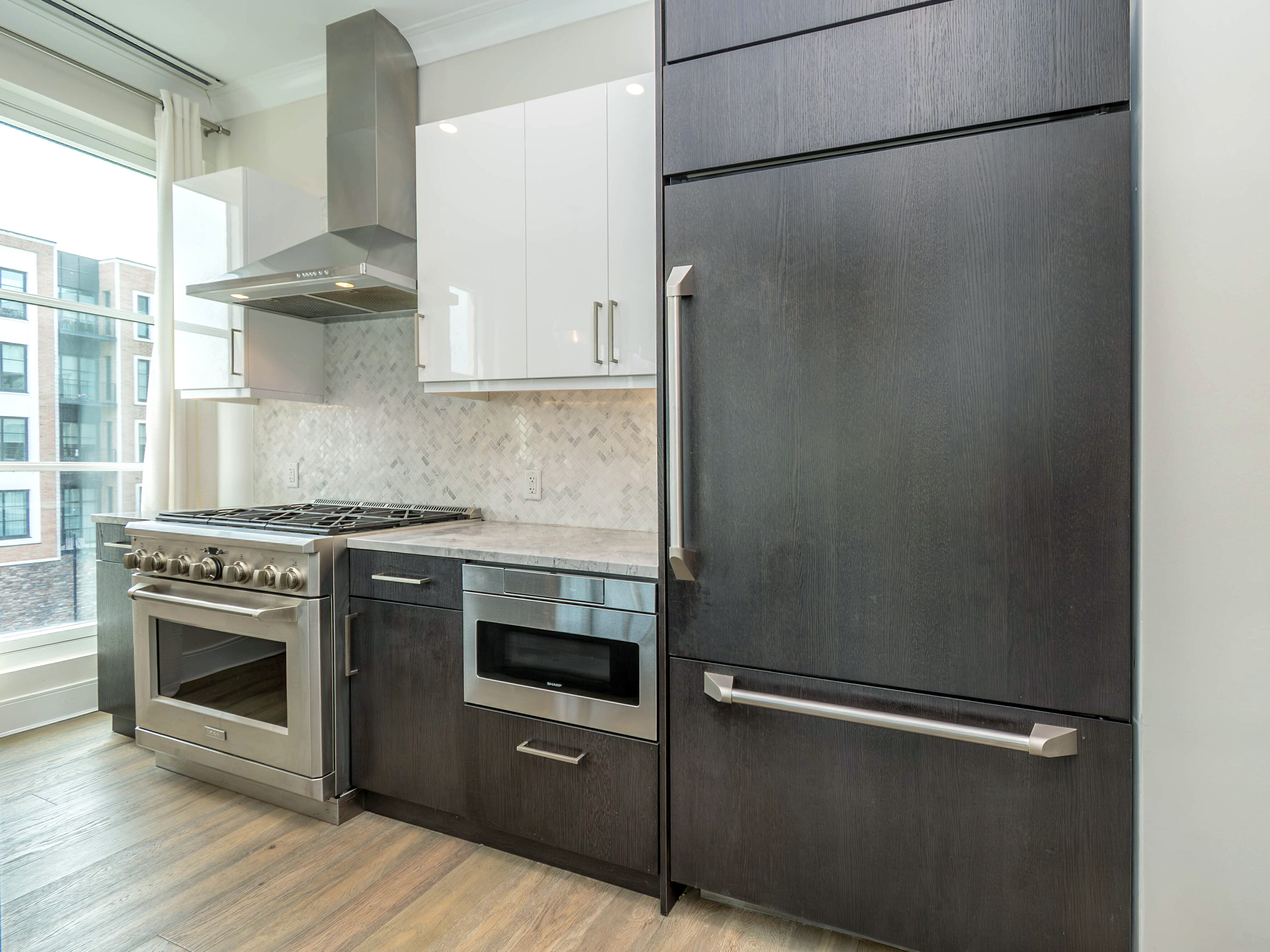  100 Garvies Point Road, Glen Cove, NY, 11542 - 物件實景