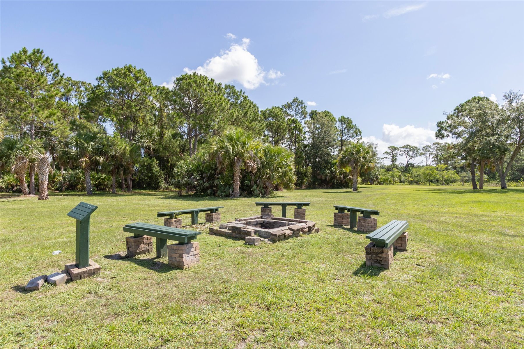  290 Dobbins Road NW, Palm Bay, FL, 32907 - 物件實景