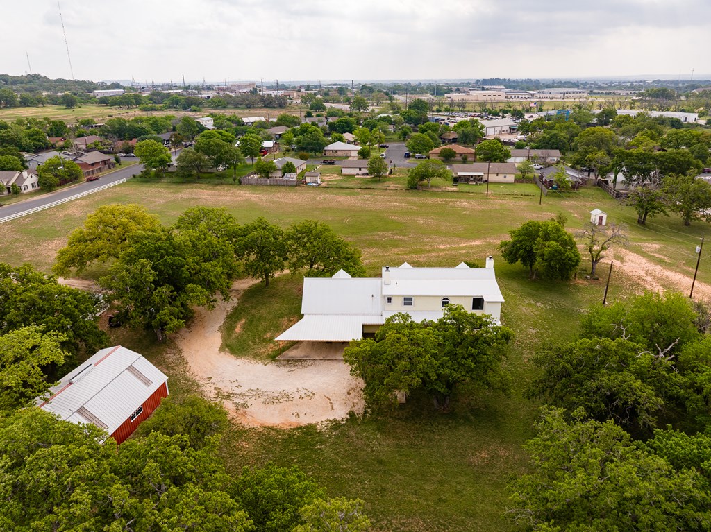 Fredericksburg, Texas, 78624, United States, 3 Bedrooms Bedrooms, ,2 BathroomsBathrooms,Residential,For Sale,1977273