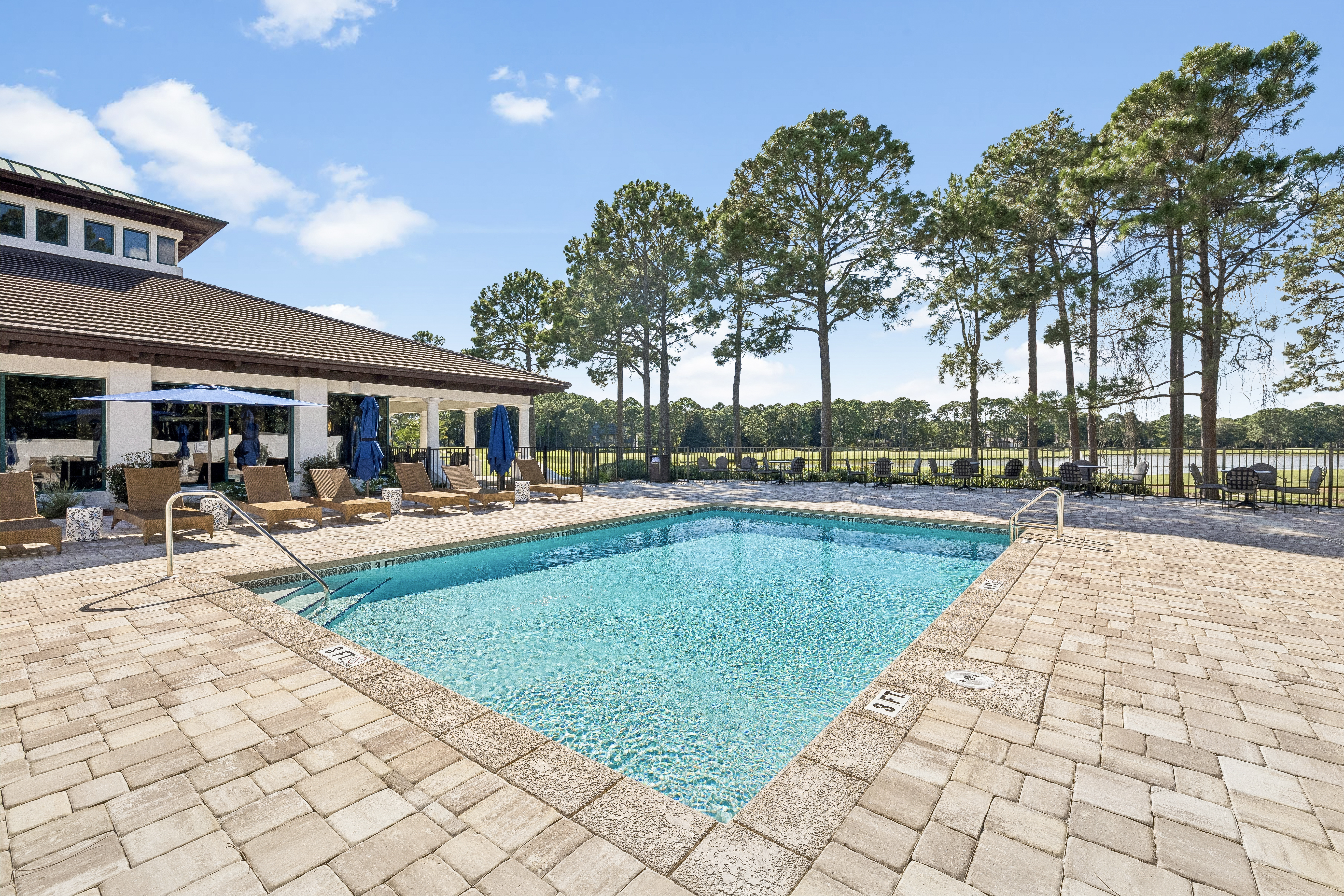  Exceptional New Construction Estate with Preserve Views in Burnt Pine - 物件實景