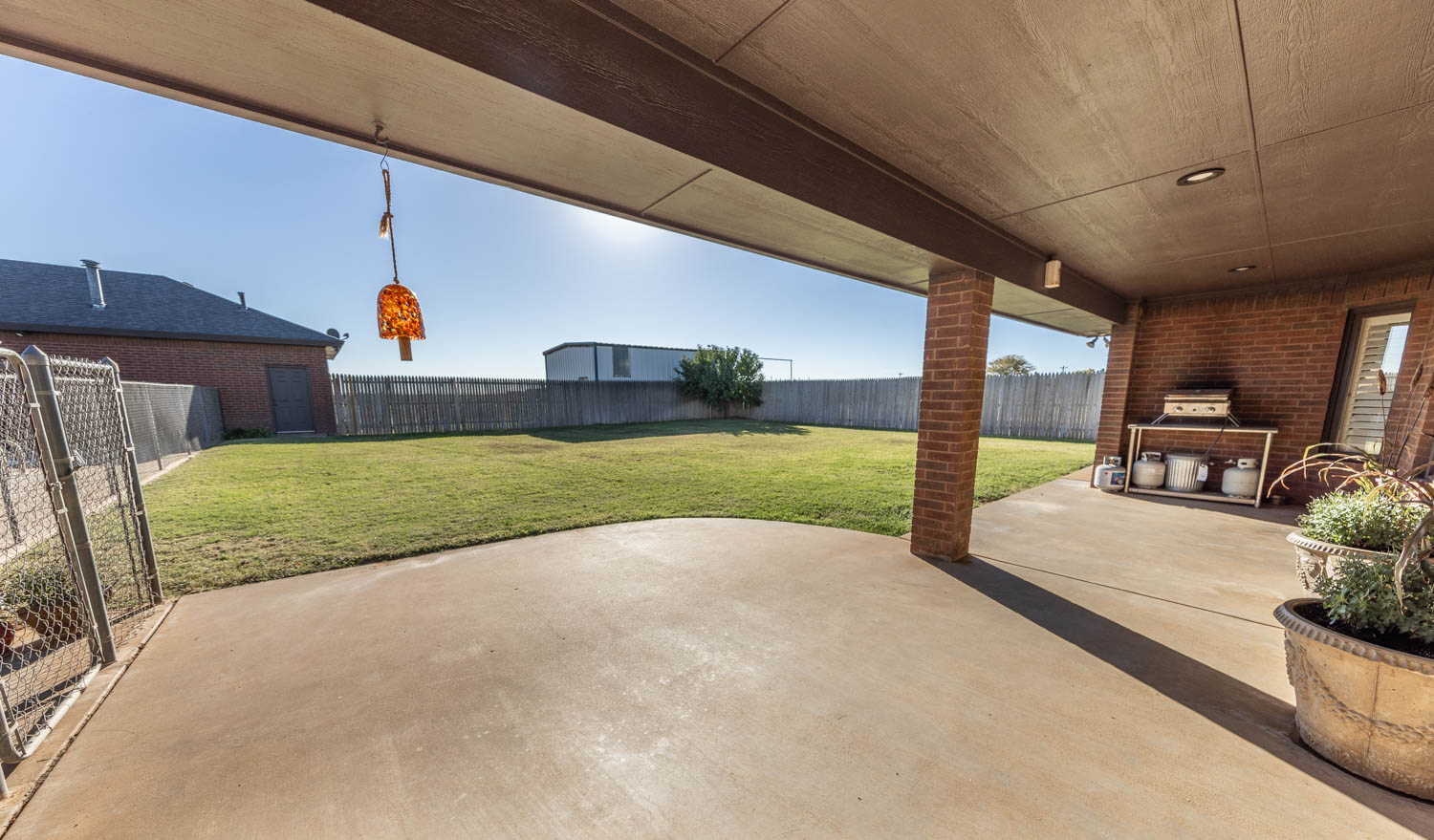 Levelland, Texas, 79336, United States, 4 Bedrooms Bedrooms, ,3 BathroomsBathrooms,Residential,For Sale,1901837
