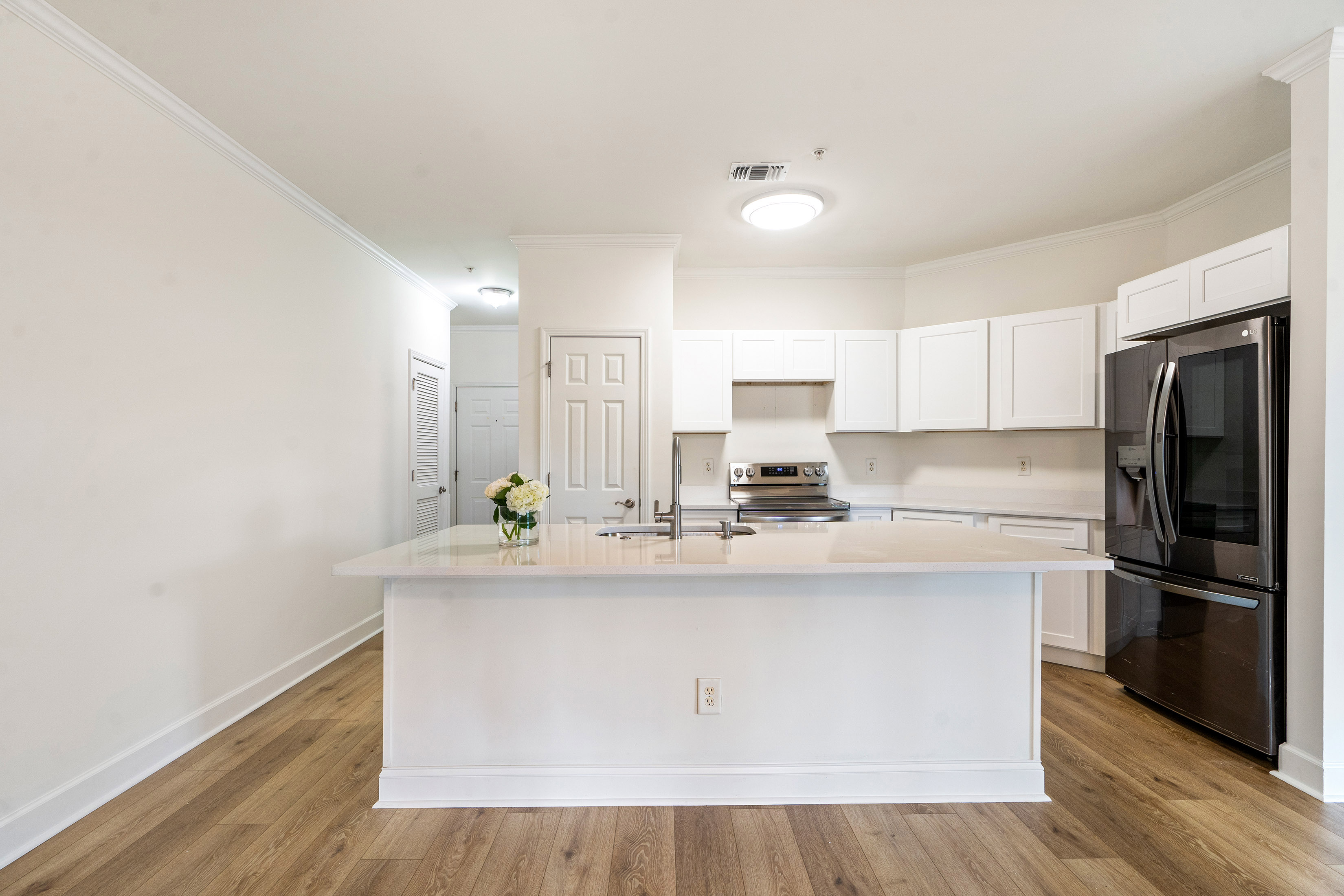  Prime Location in the Sought-After Community of Westside Commons in Alpharetta - 物件實景