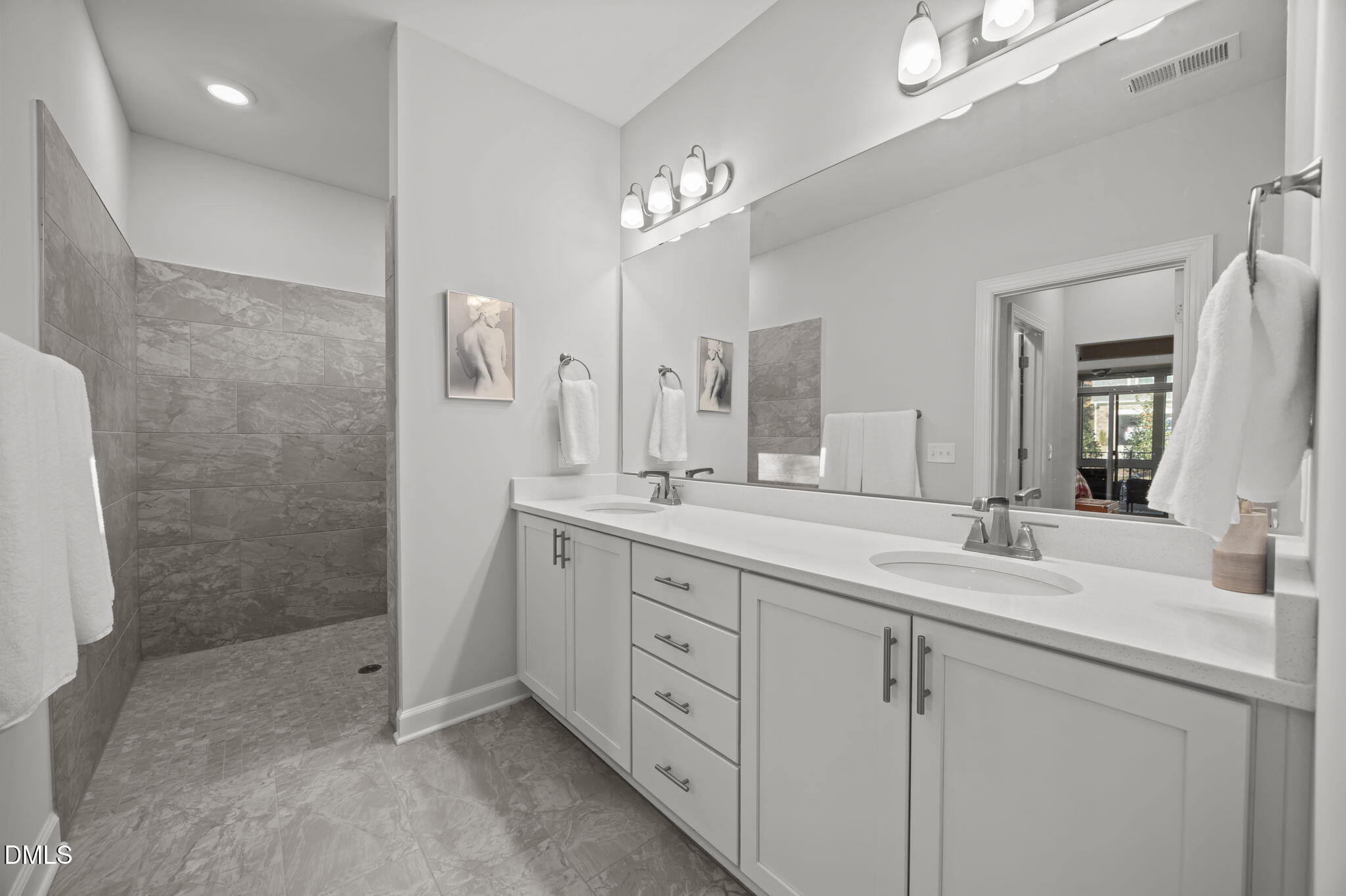 Cary, North Carolina, 27518, United States, 2 Bedrooms Bedrooms, ,2 BathroomsBathrooms,Residential,For Sale,1988314