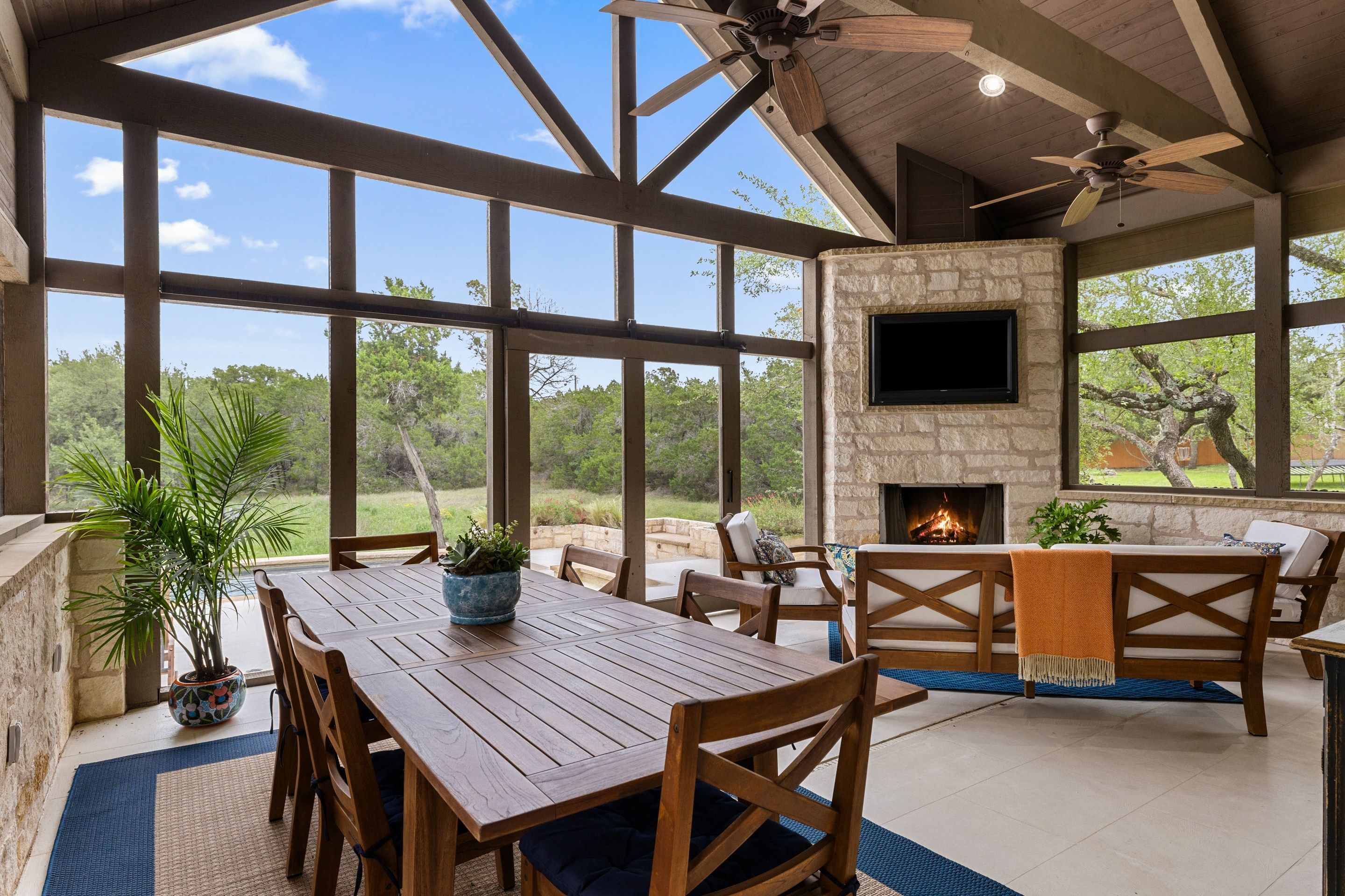  Incredible & Rare Home in The Overlook at Lewis Mountain - A SW Austin Gem - 物件實景