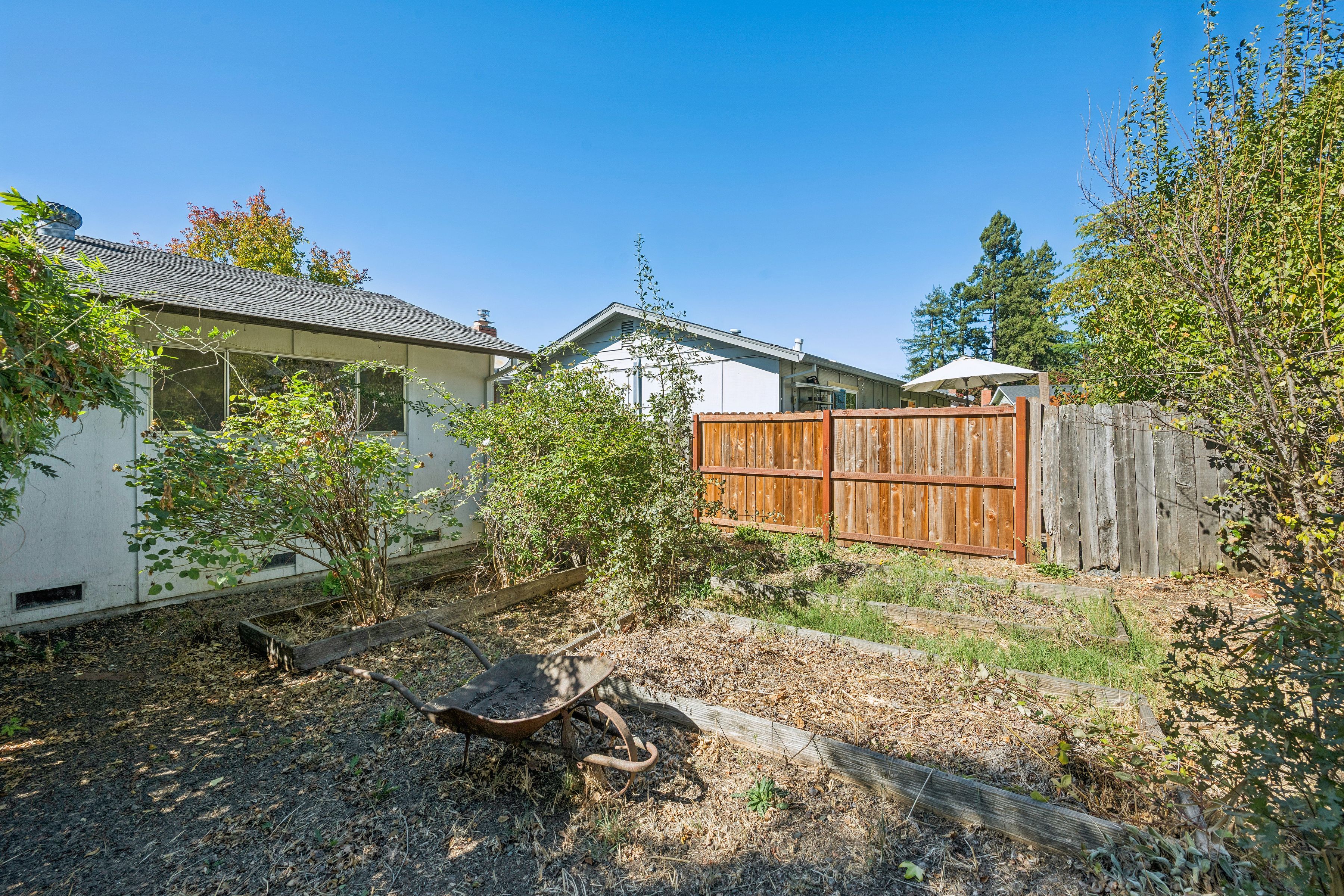  516 Oak Lake Avenue - 物件實景