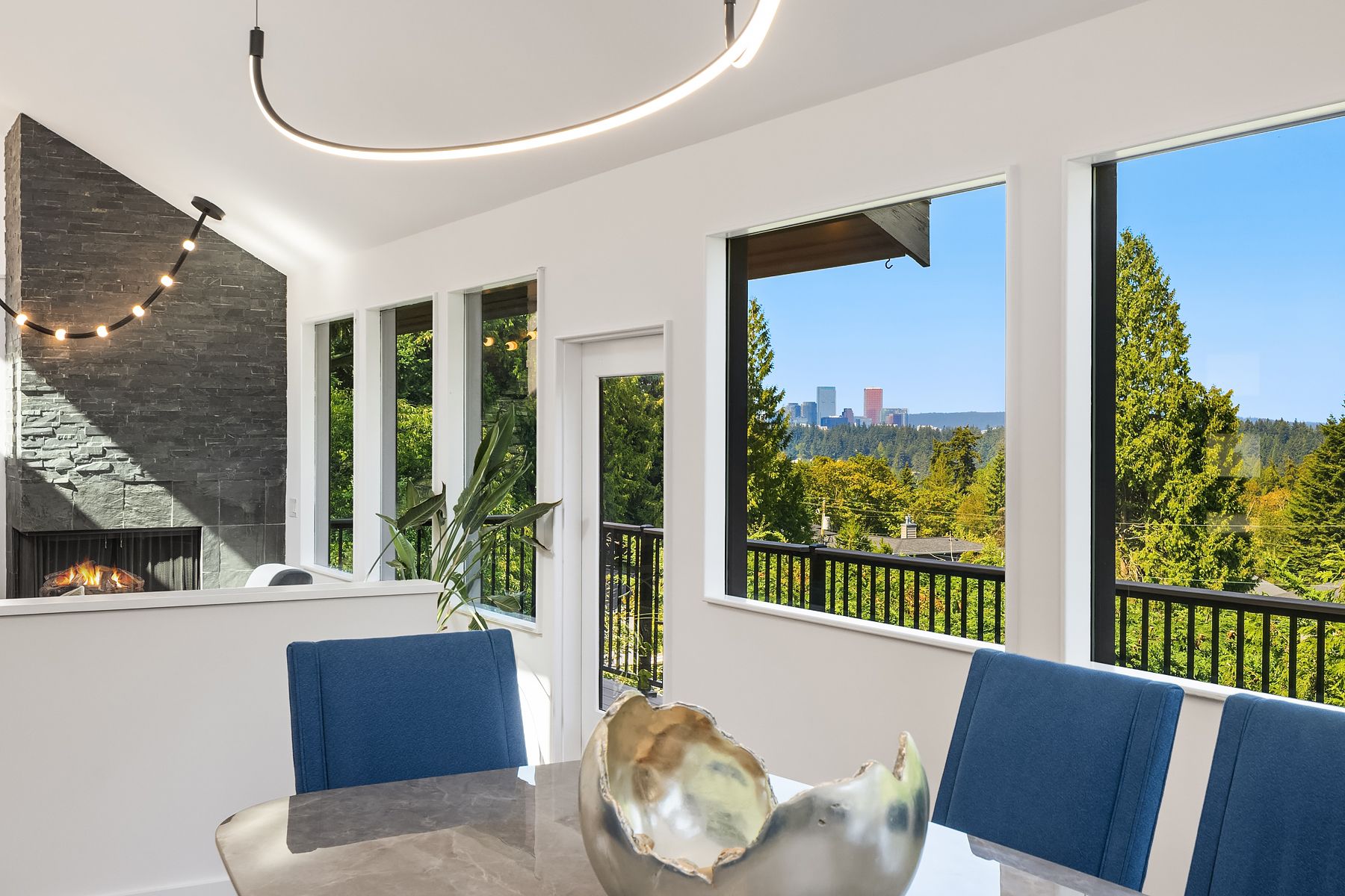  9360 Mercerwood Drive Dr, Mercer Island, WA 98040 - 物件實景